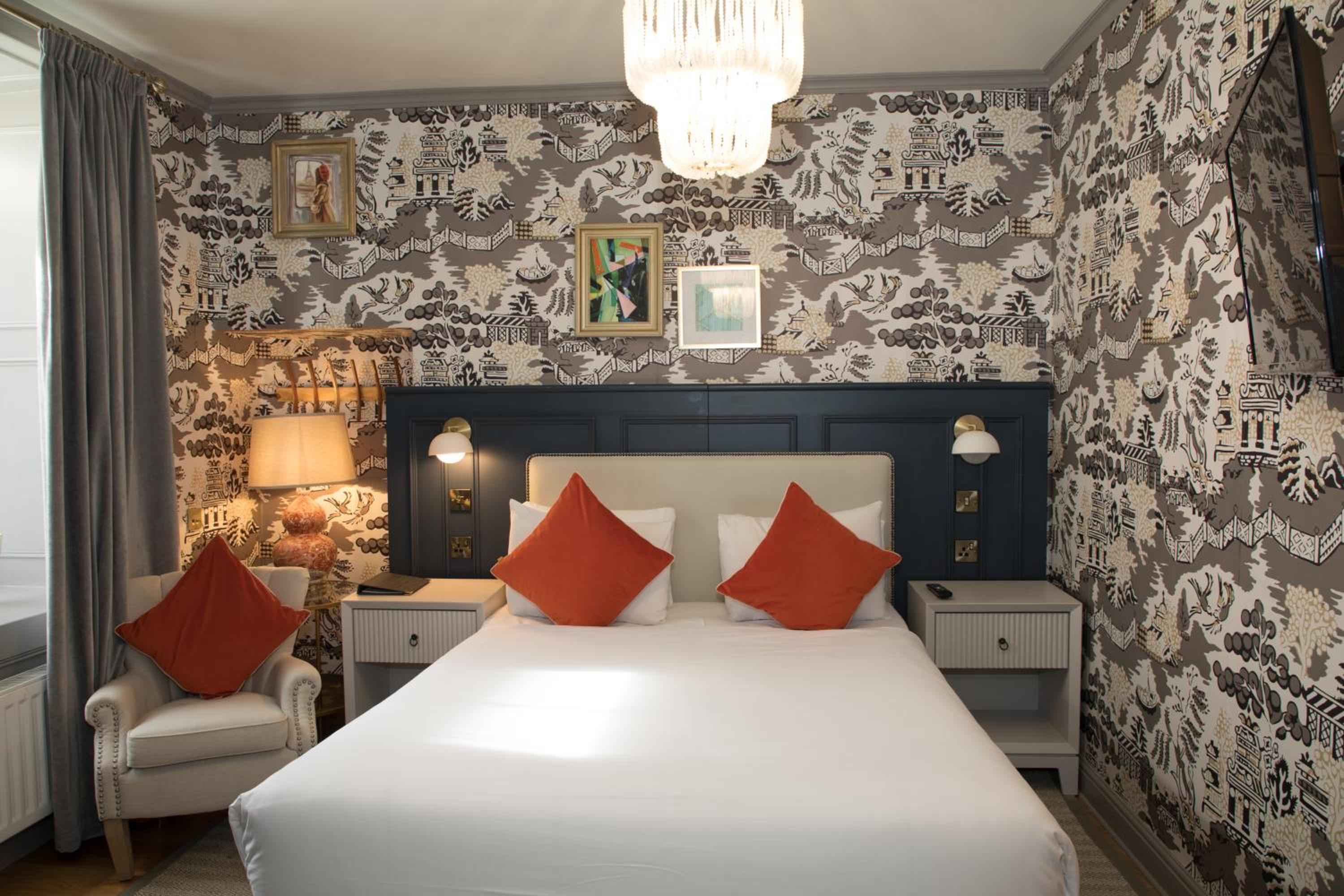 Traditional Standard Room