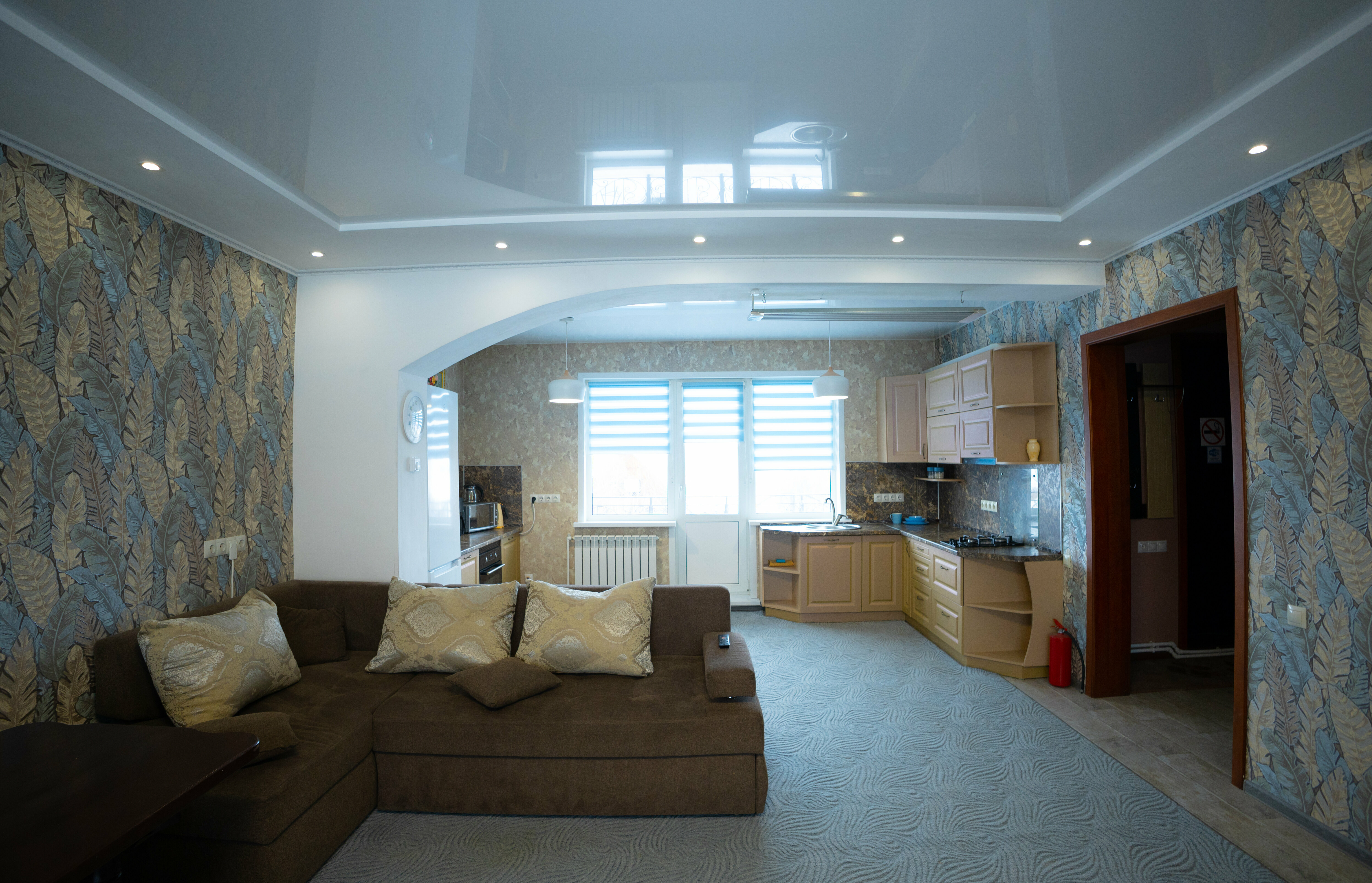 Коттедж с балконом