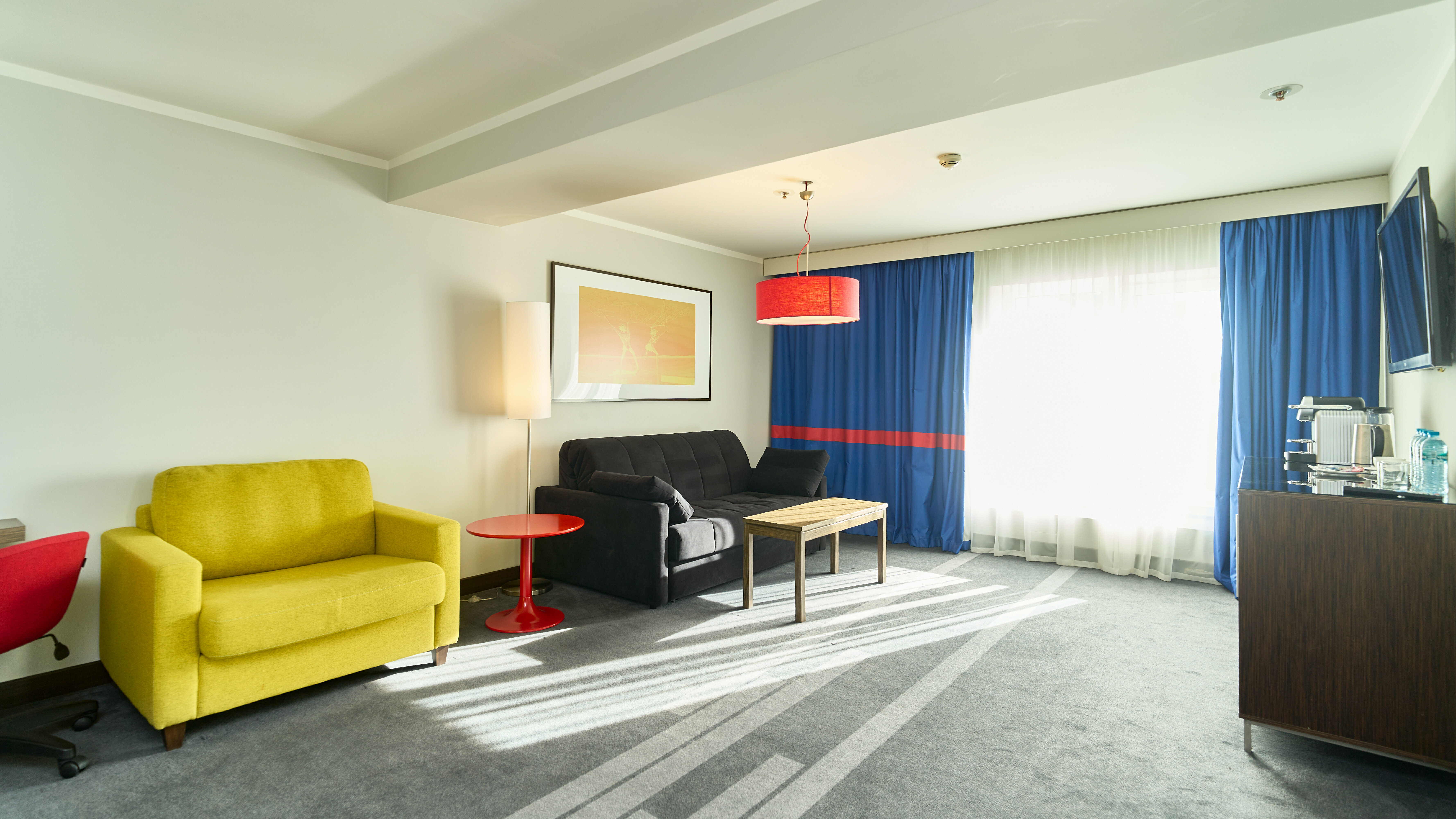 Делюкс с одной большой кроватью