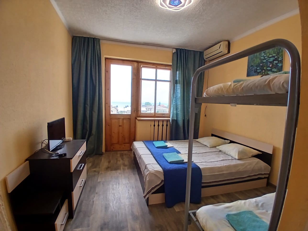 Четырехместный номер