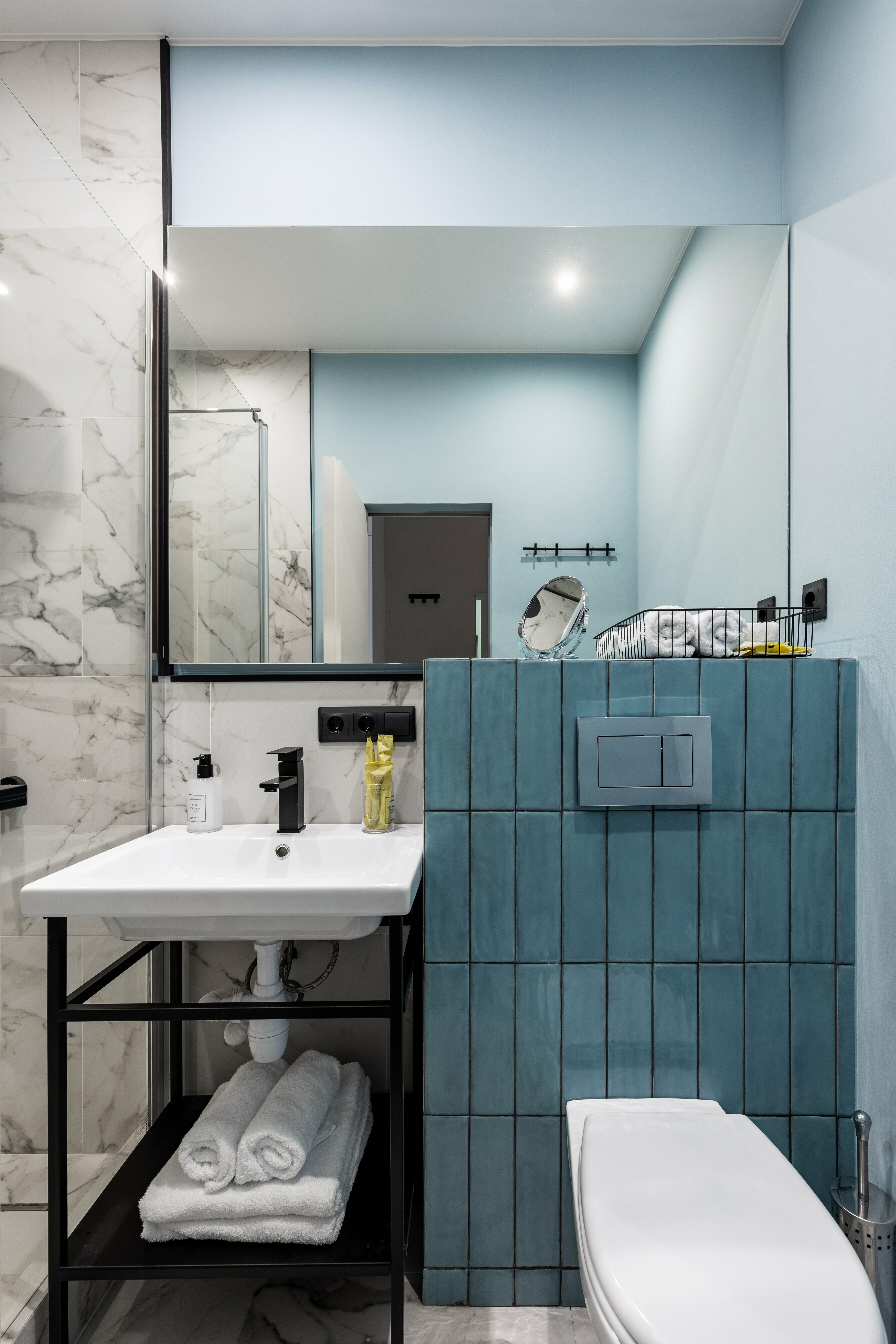 Студия четырехместная с видом во двор  (ремонт фасада до 01.12.2026)