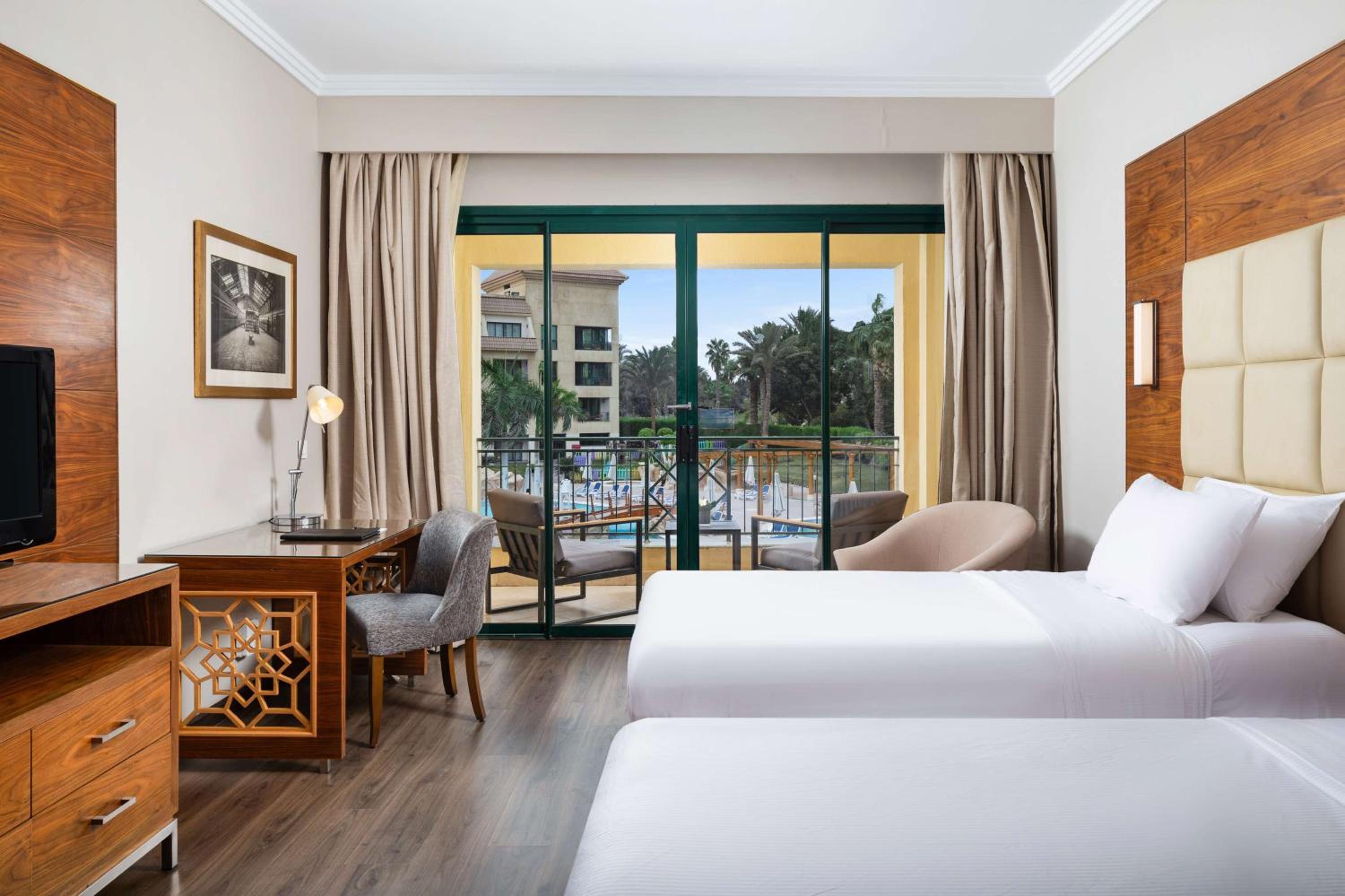 Superior Twin Room with Pool