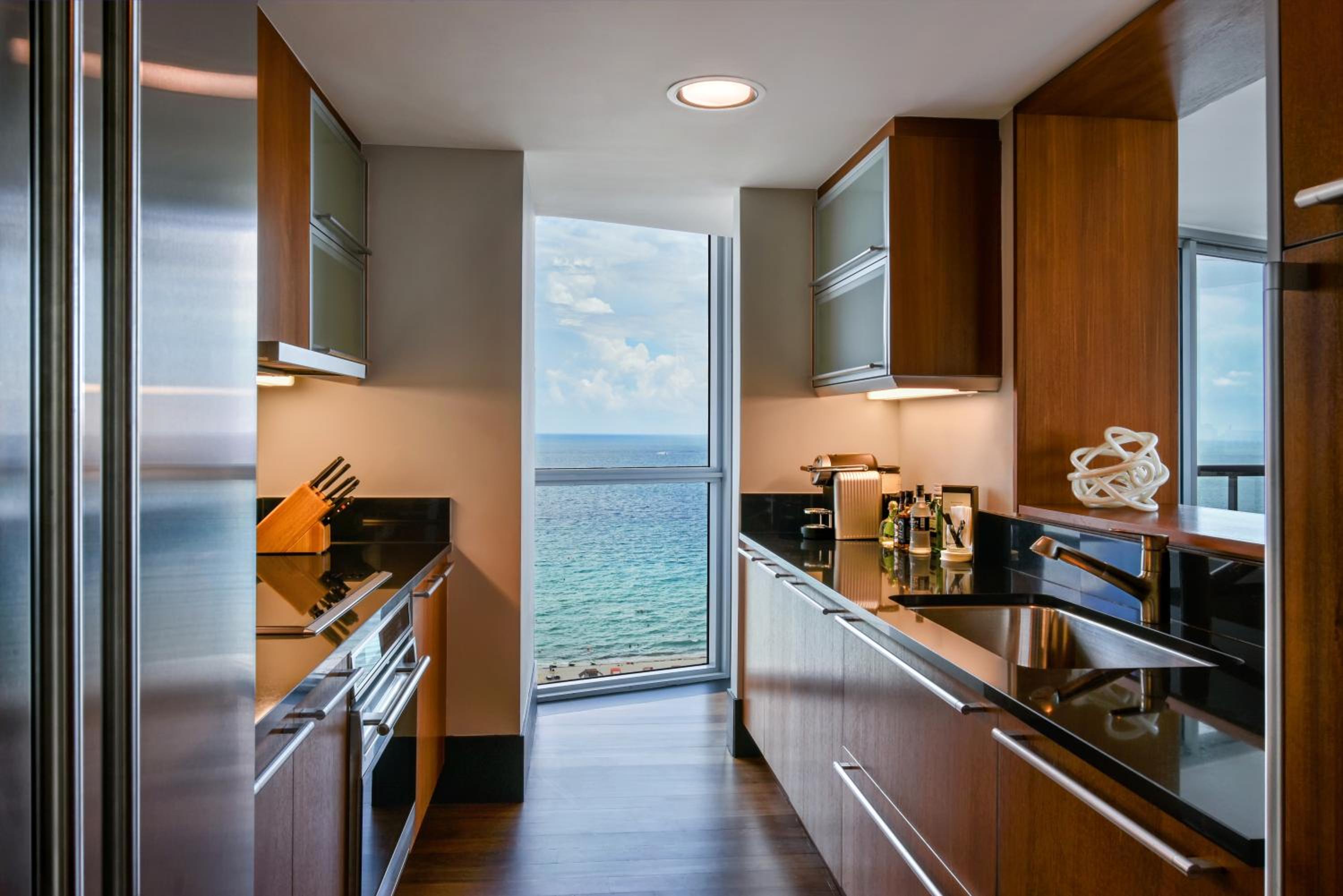 Two-Bedroom Suite Oceanfront