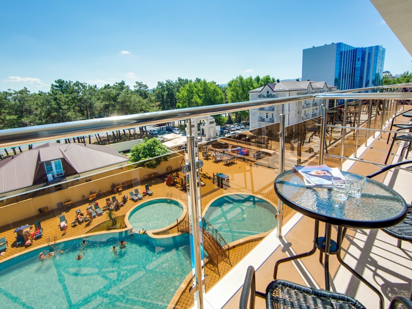 Номер с 2 кроватями размера «king-size»