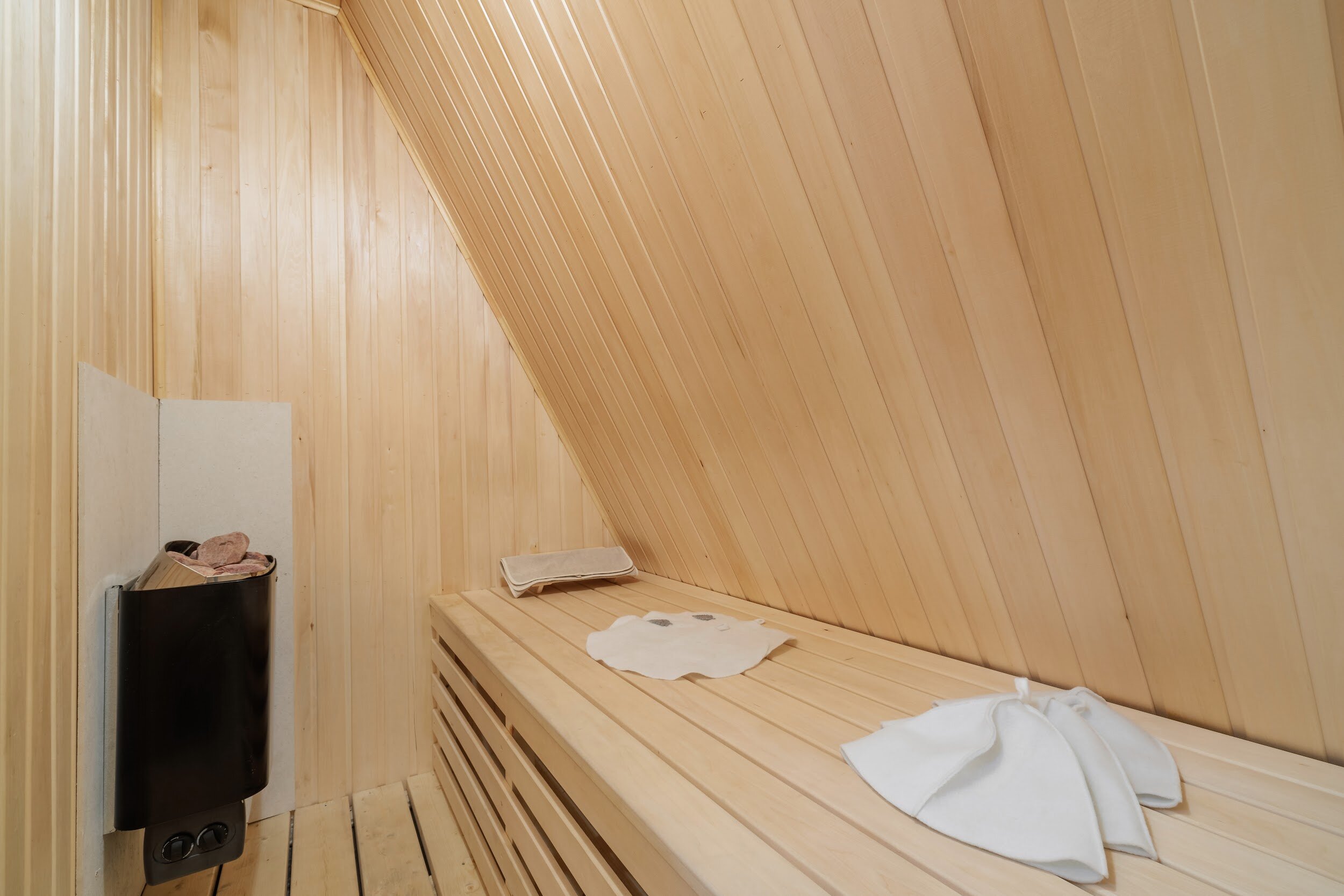 Коттедж 6-местный коттедж с кухней и сауной