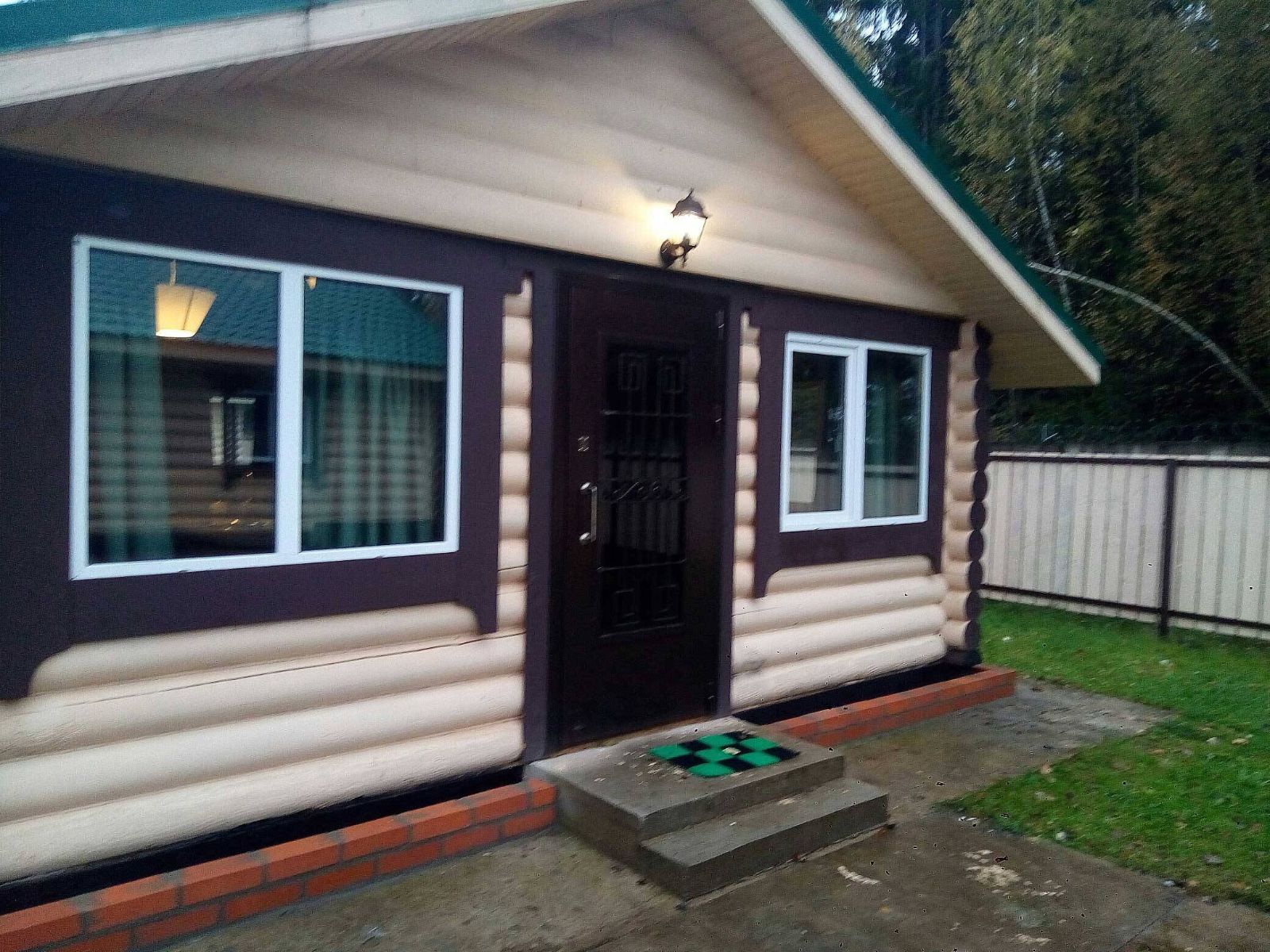 Средний дом