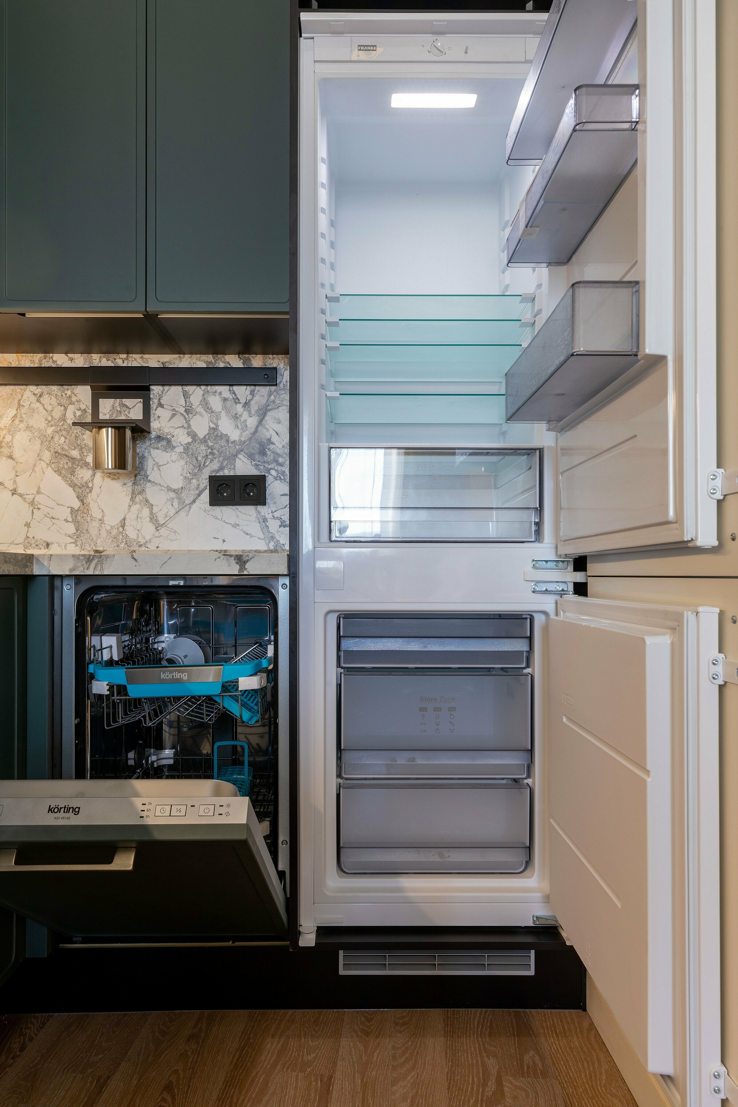 Номер Делюкс