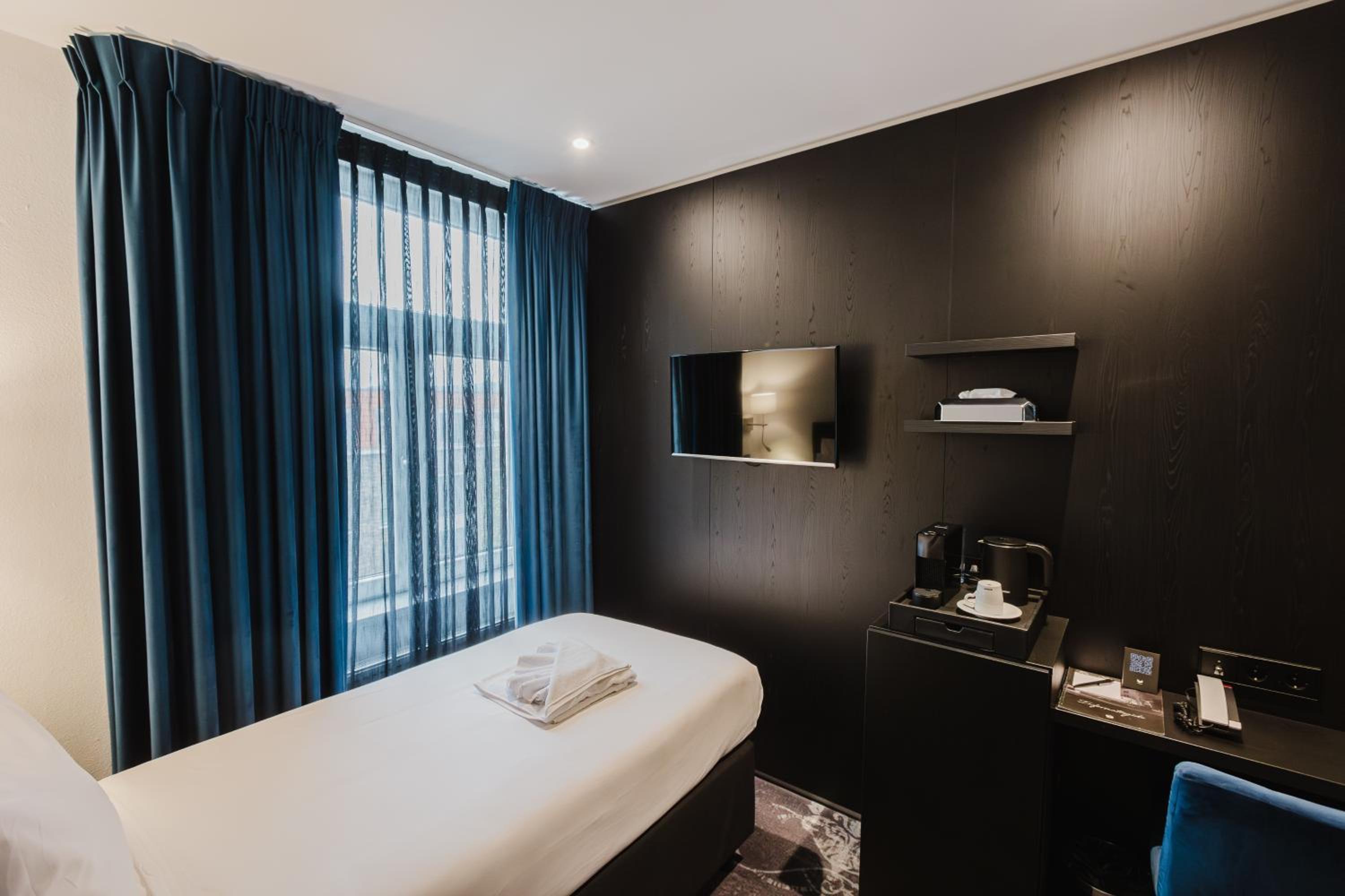 Classic Single Room