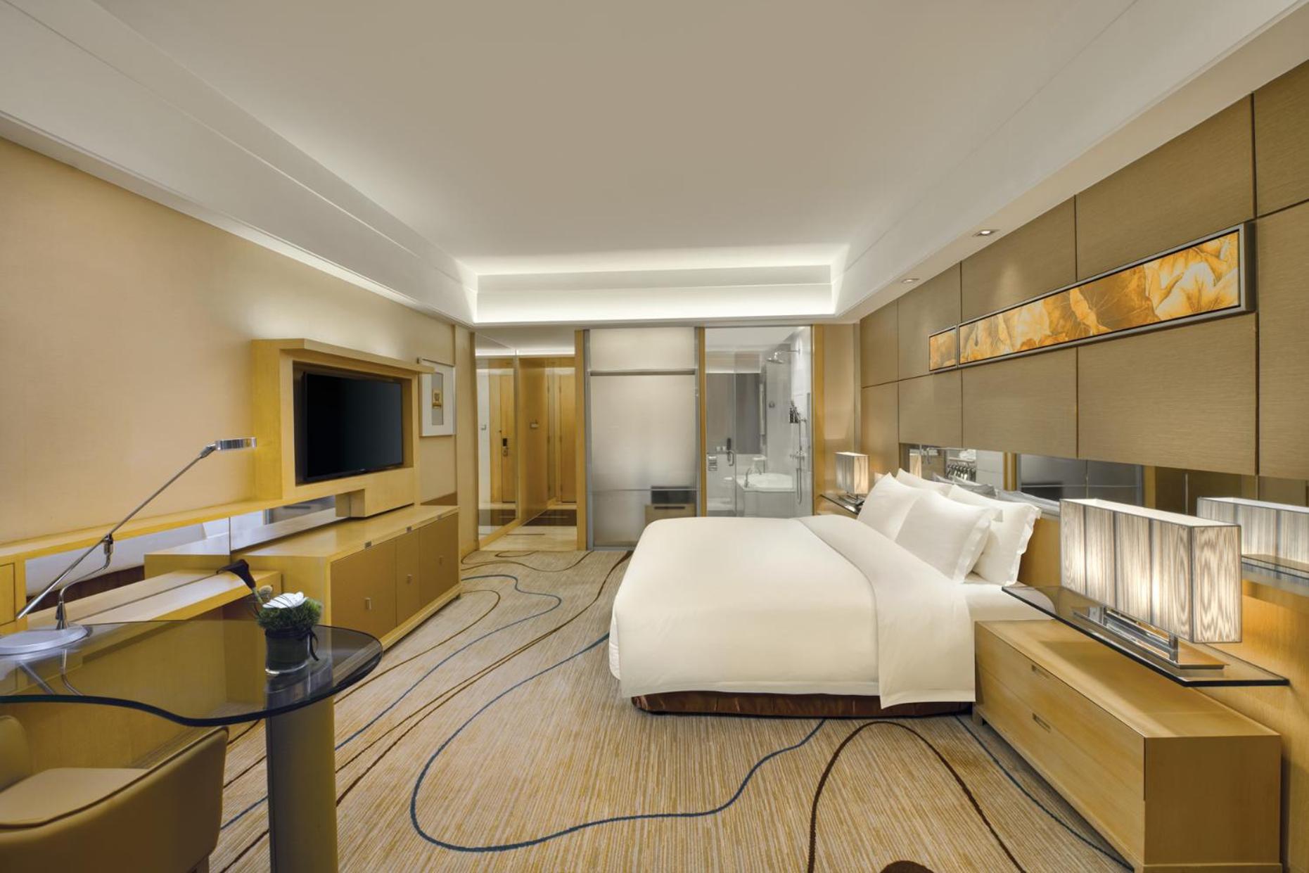 Executive Montain-view Queen Room(with balcony)