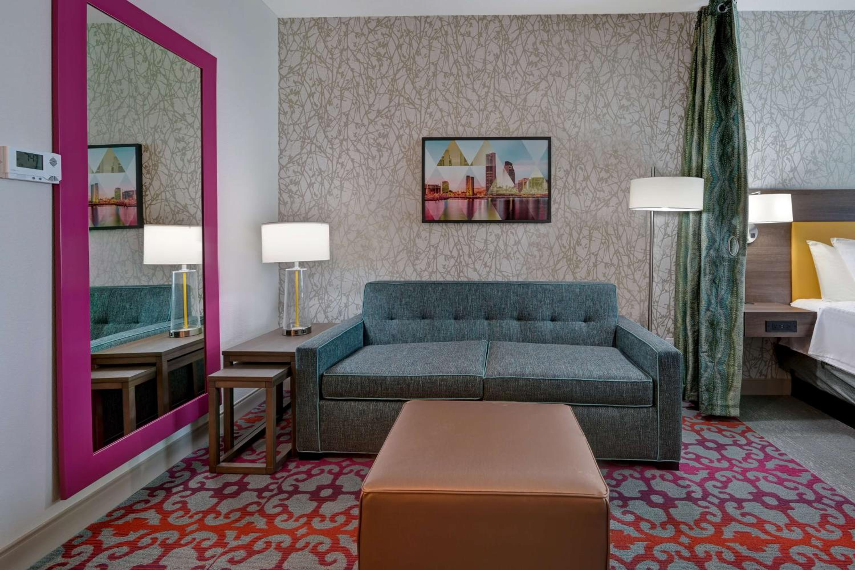 King Studio Suite - Non-Smoking