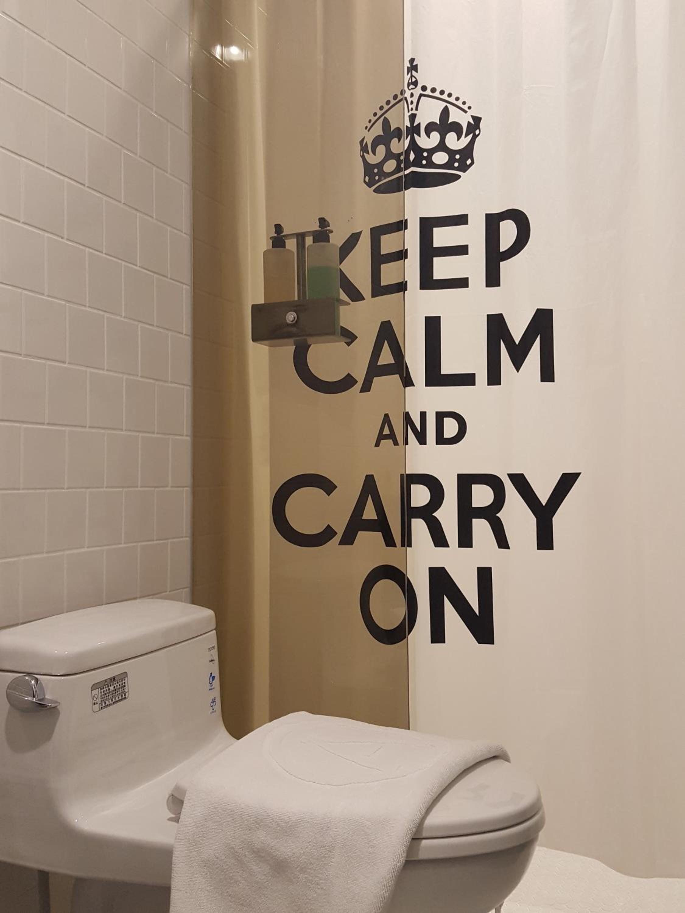 Medium Twin Room - No Window