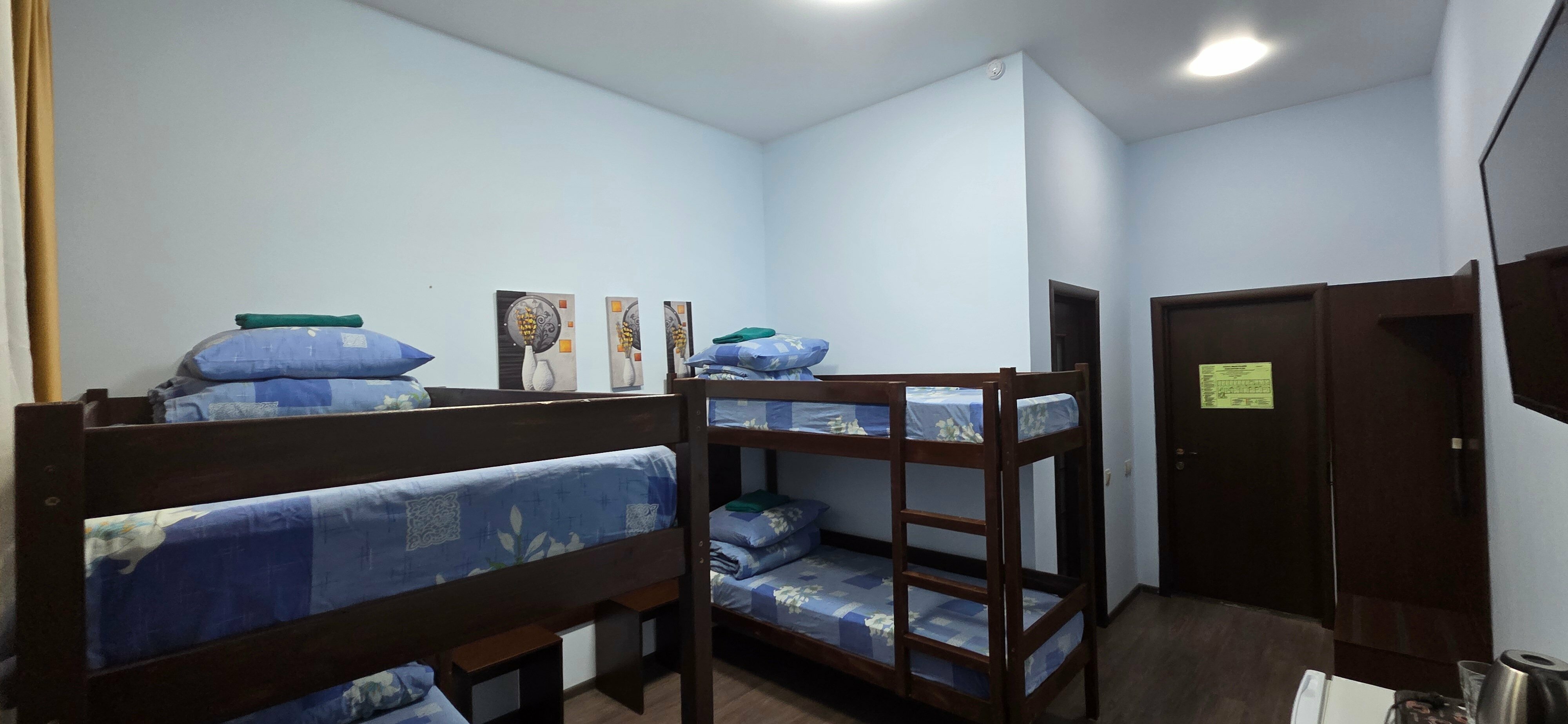 Общий 4-местный номер для мужчин