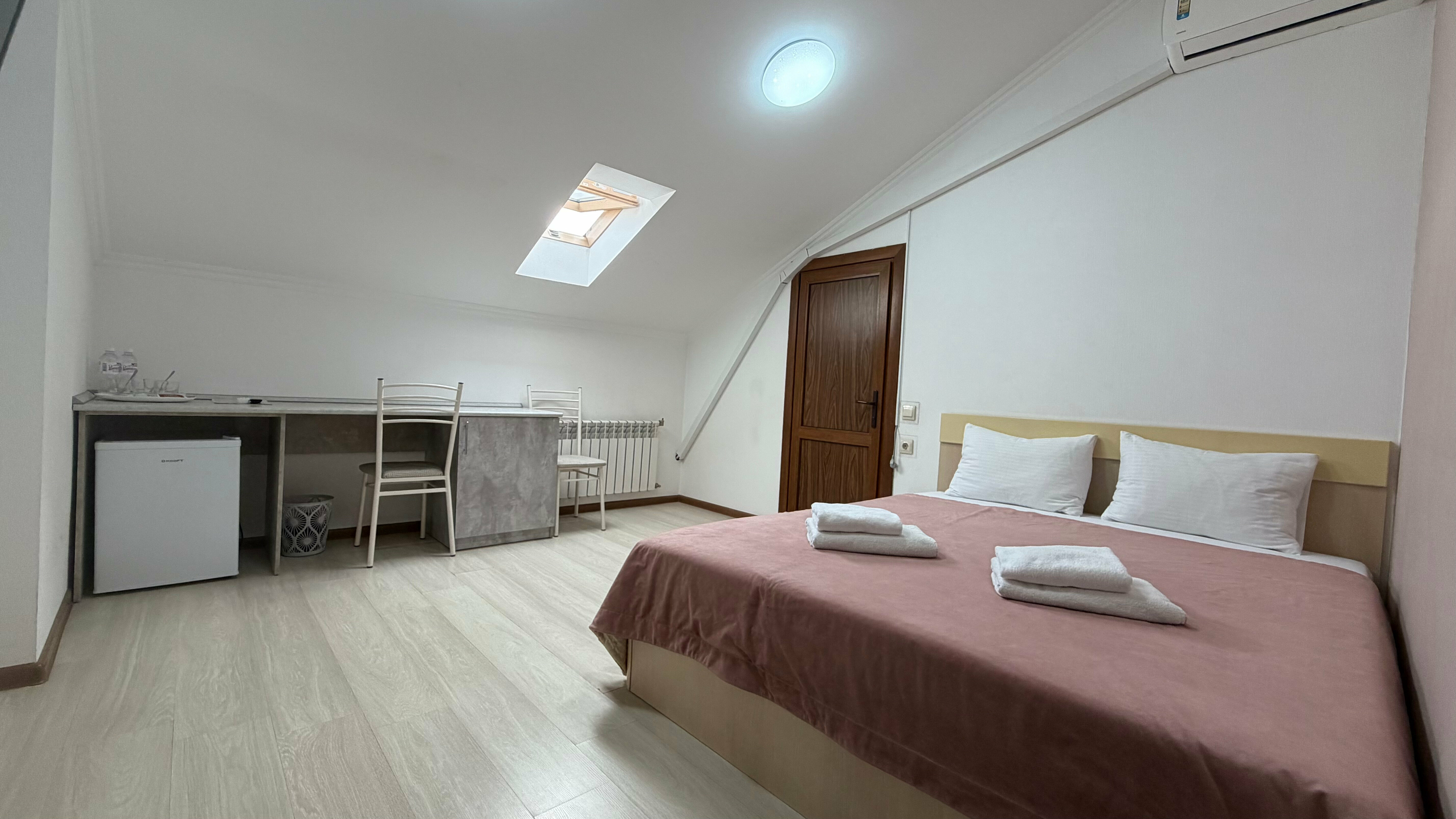 Двухместный номер мансарда