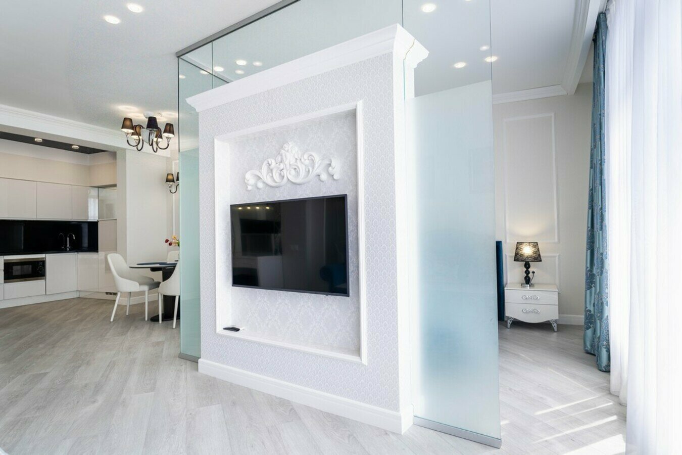 Дизайнерский люкс! Центр Сочи! Пляж и набережная в 5 минутах!