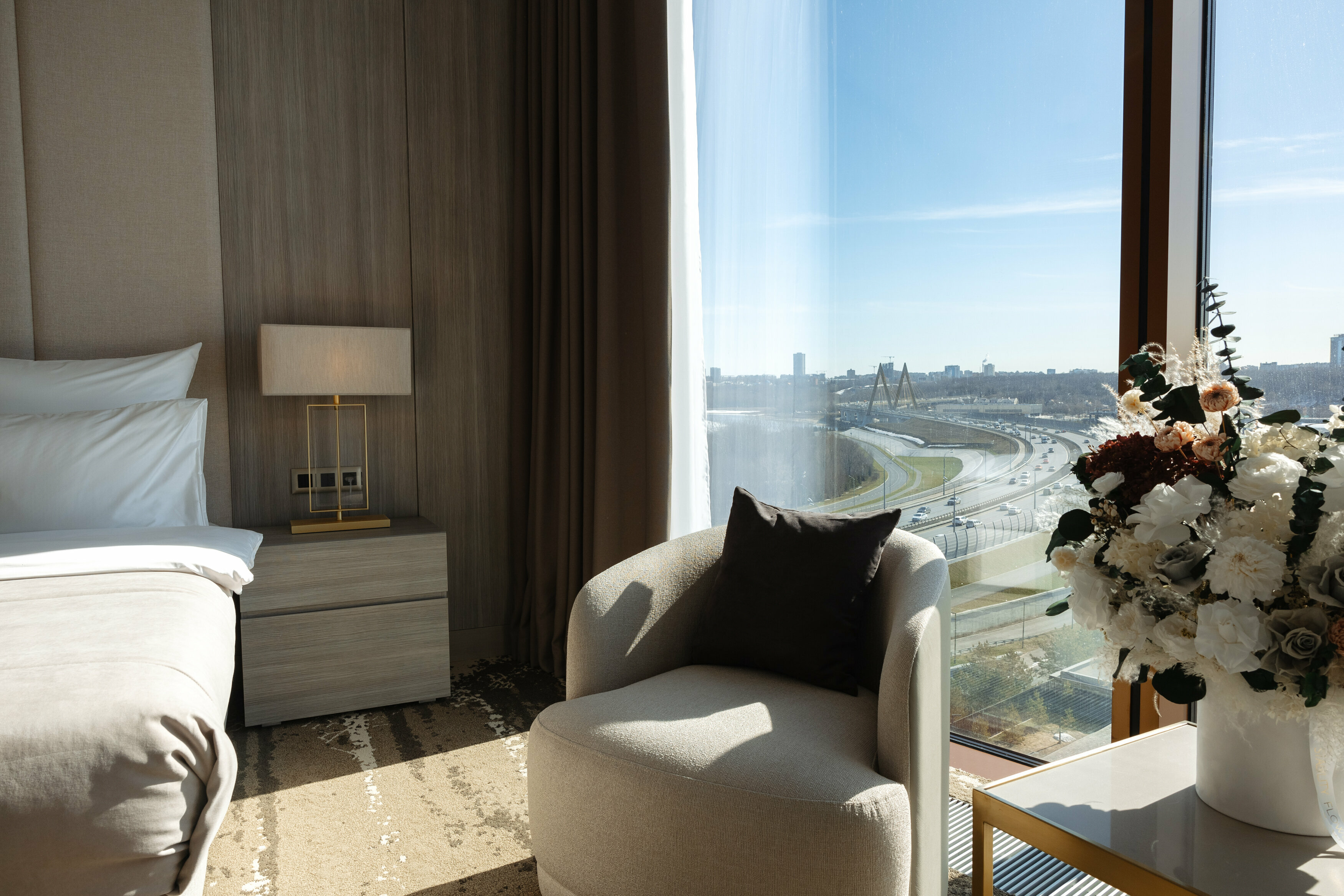 Гранд Люкс трехкомнатный с двумя двуспальными кроватями