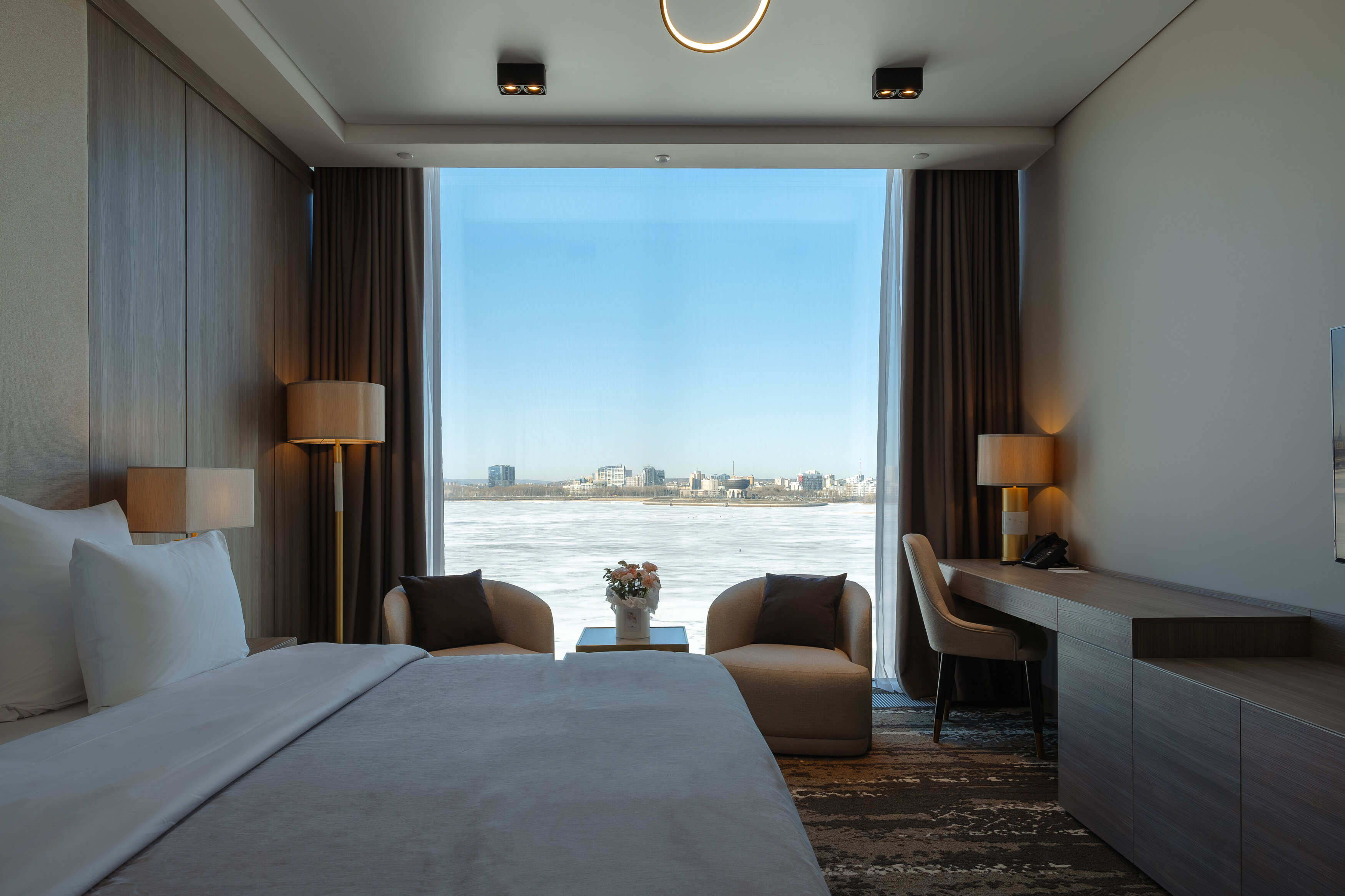 Делюкс с двуспальной кроватью