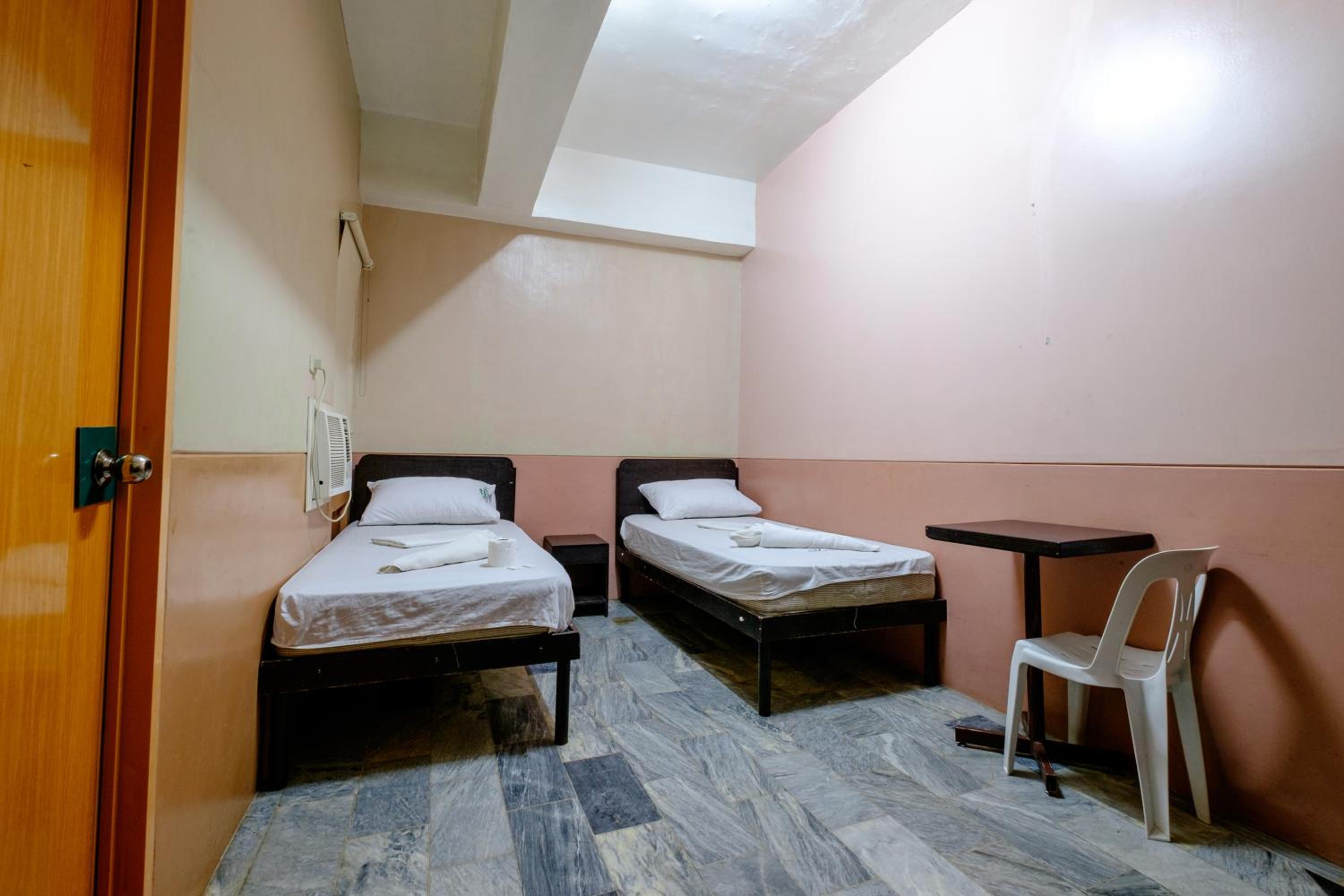 Budget Twin Room
