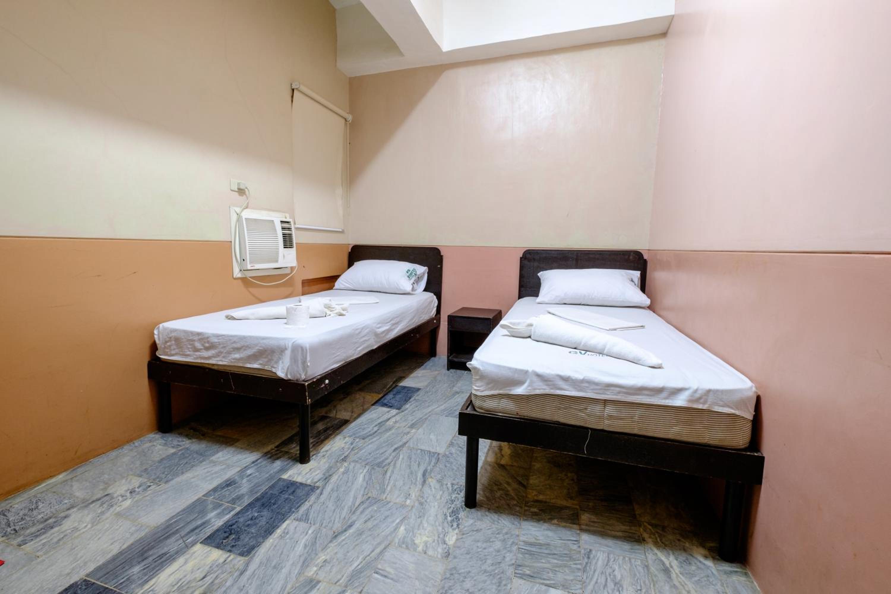 Budget Twin Room
