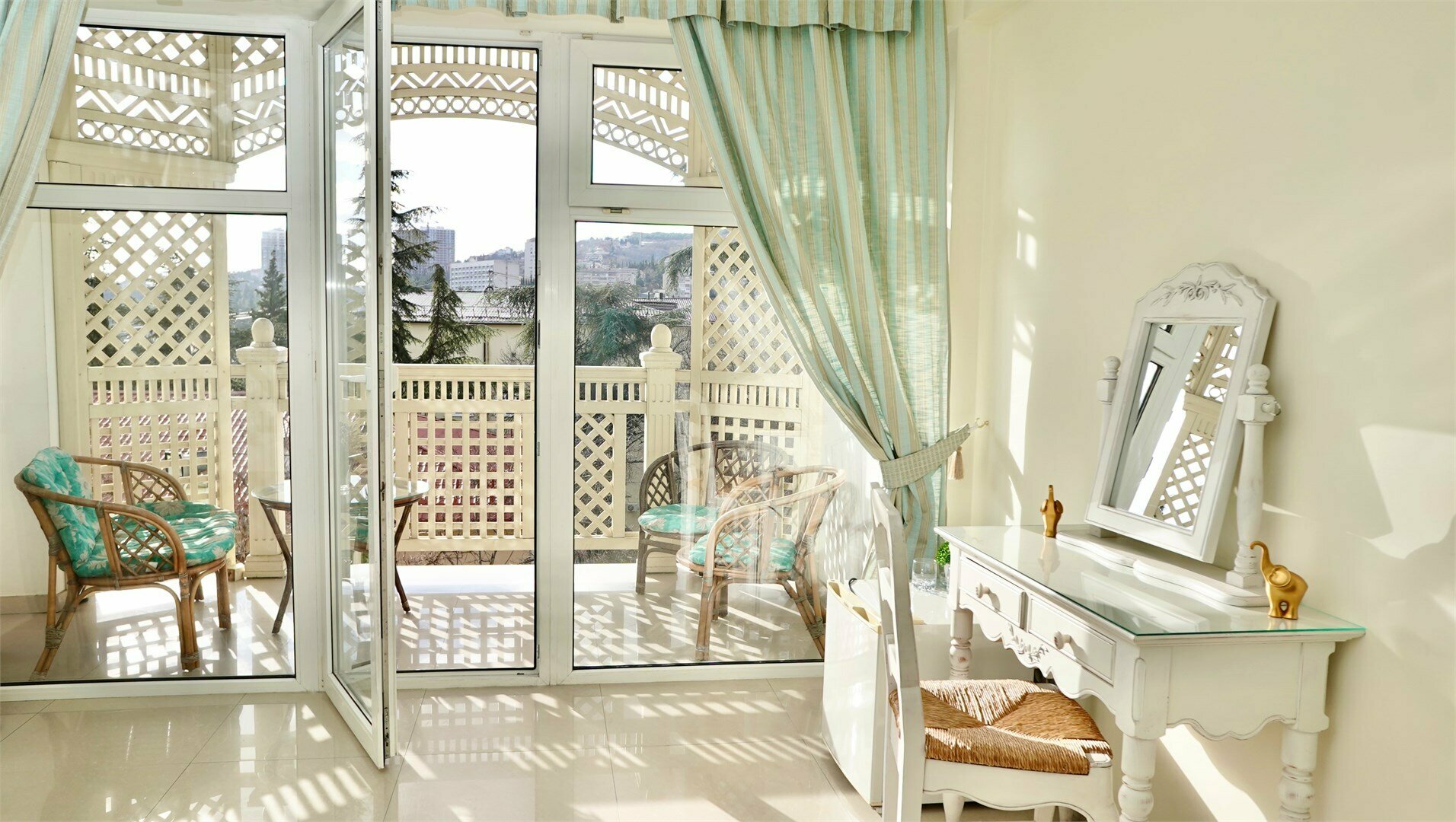 Стандартный двухместный номер с 1 кроватью или 2 отдельными кроватями и балконом