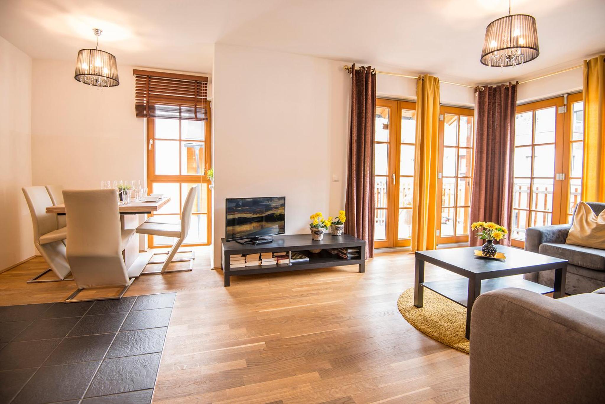 Three-Bedroom Apartmen with Sofa Bed