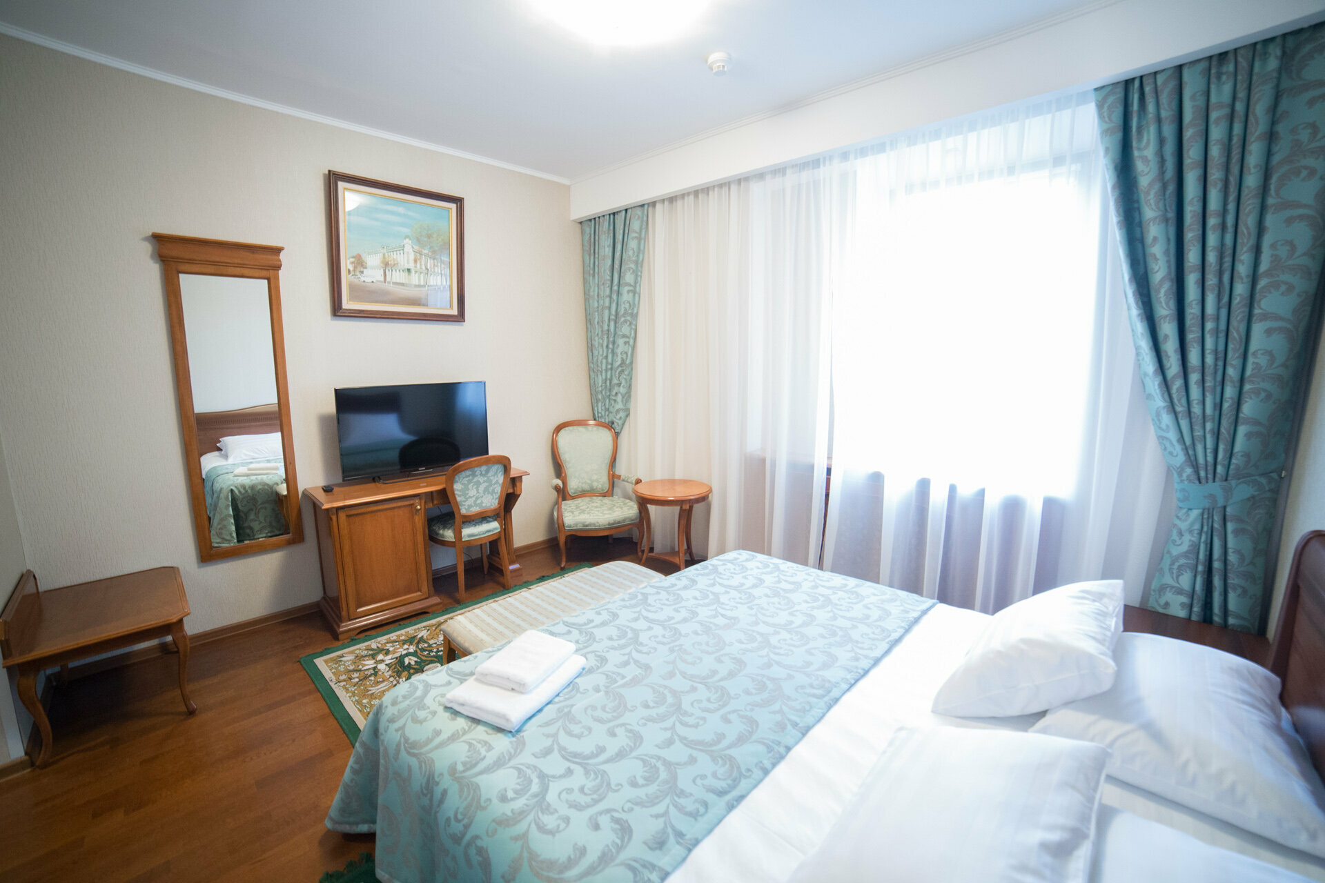 Улучшенный номер с кроватью размера «king-size»