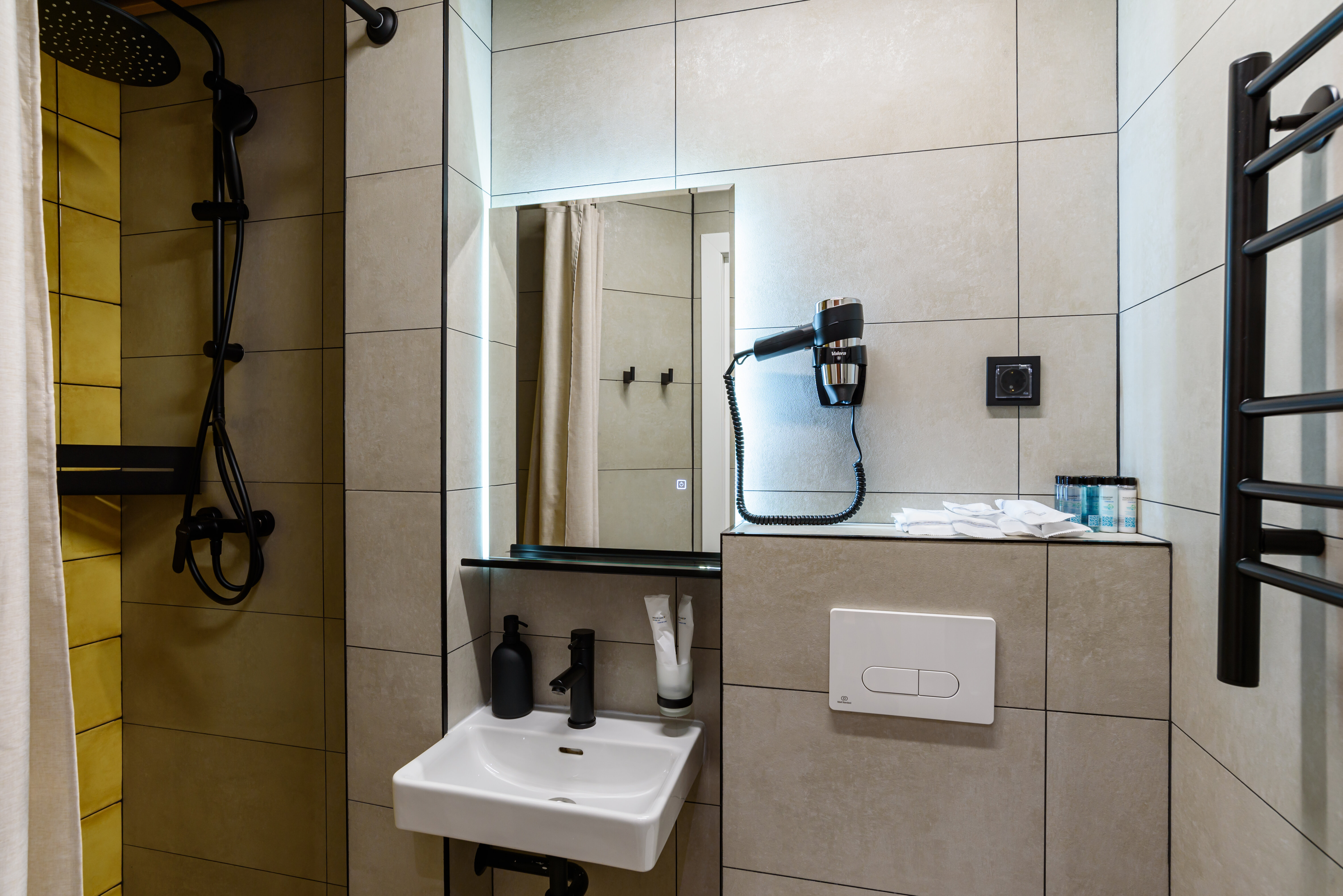 Комната Семейная с диваном