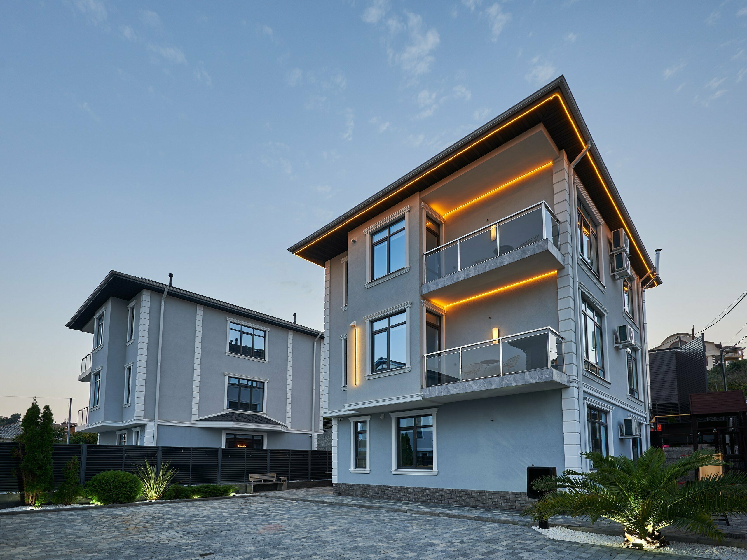 Апартаменты с подогреваемым бассейном