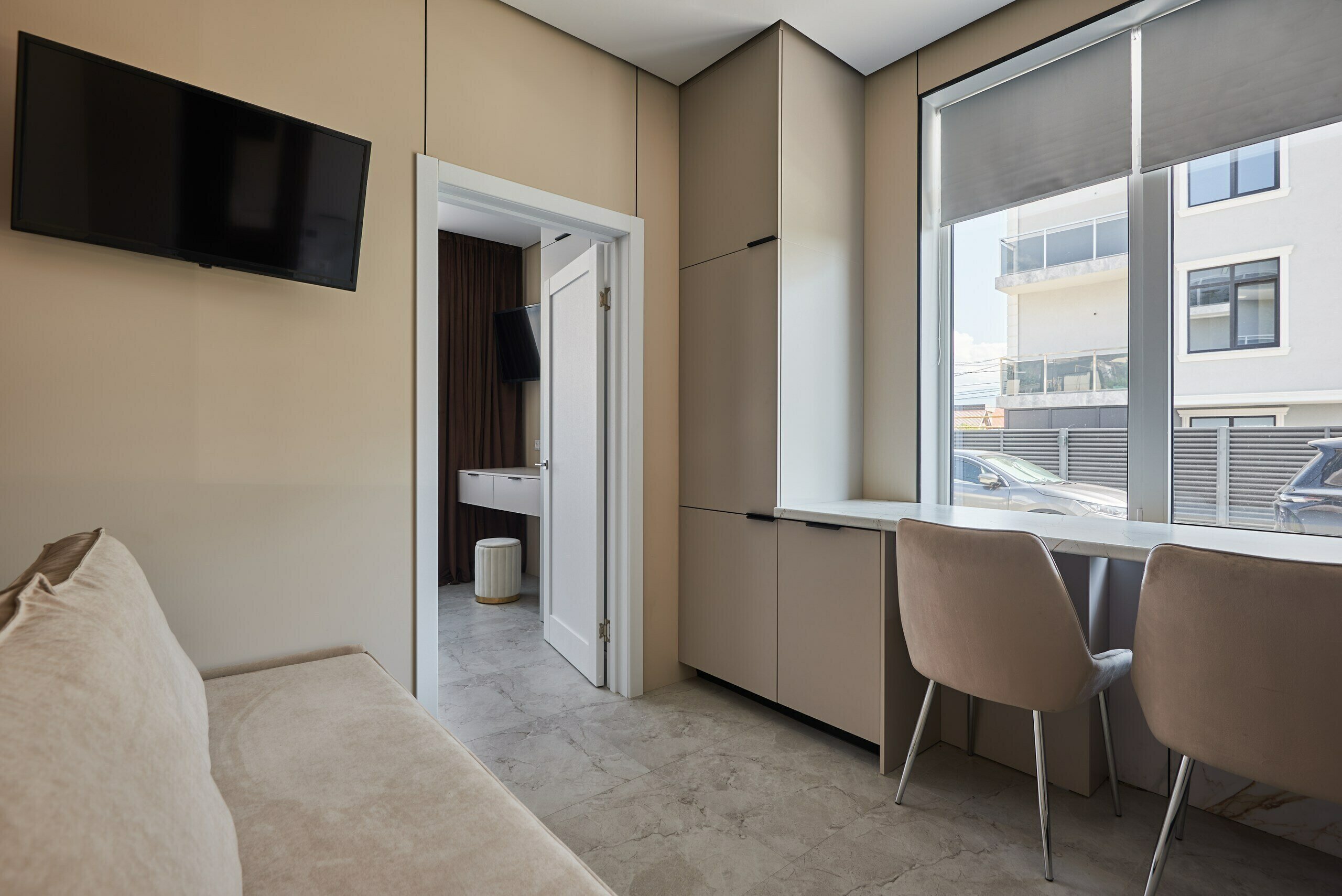 Апартаменты с подогреваемым бассейном