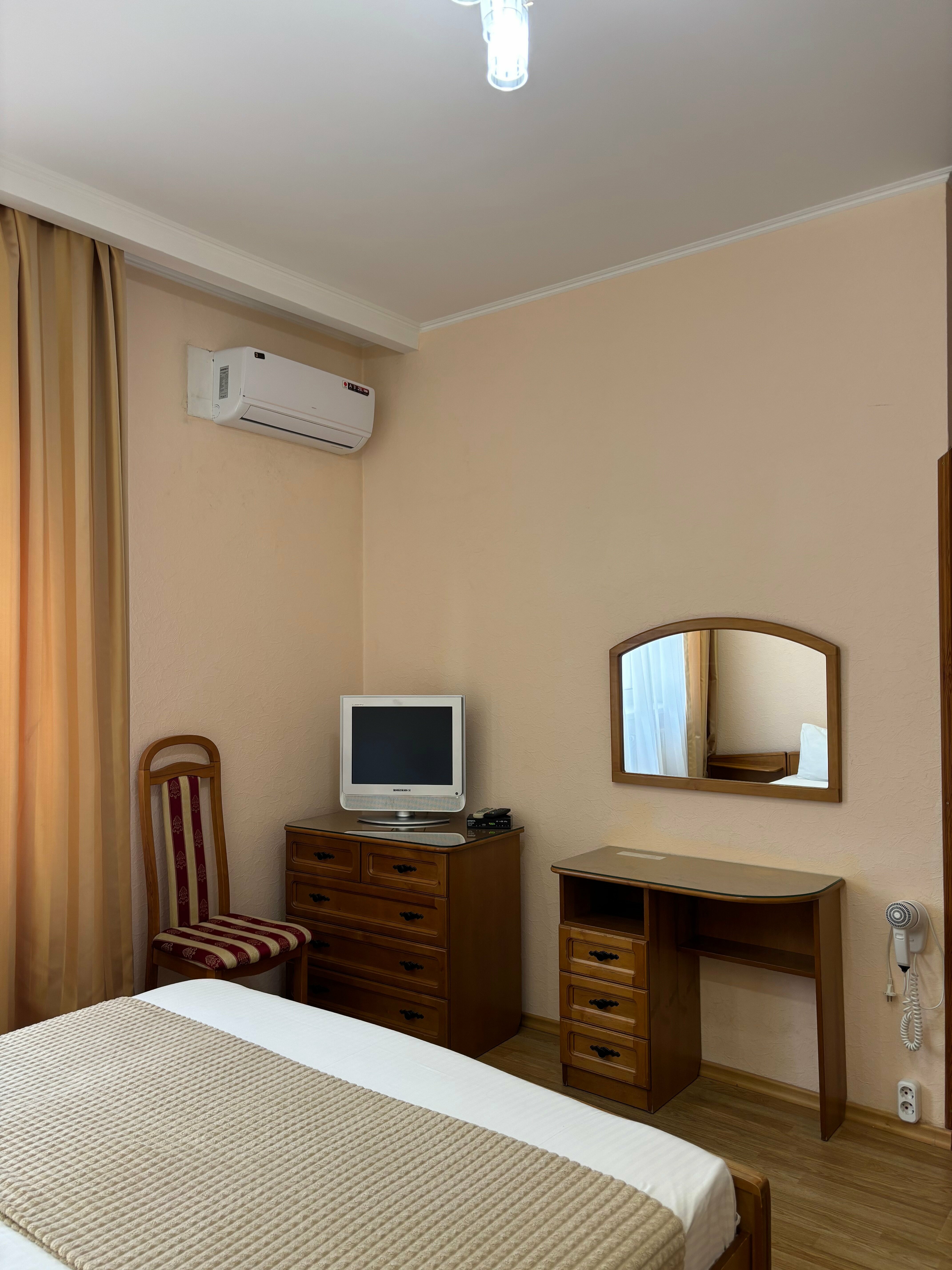 Стандартный трехместный номер