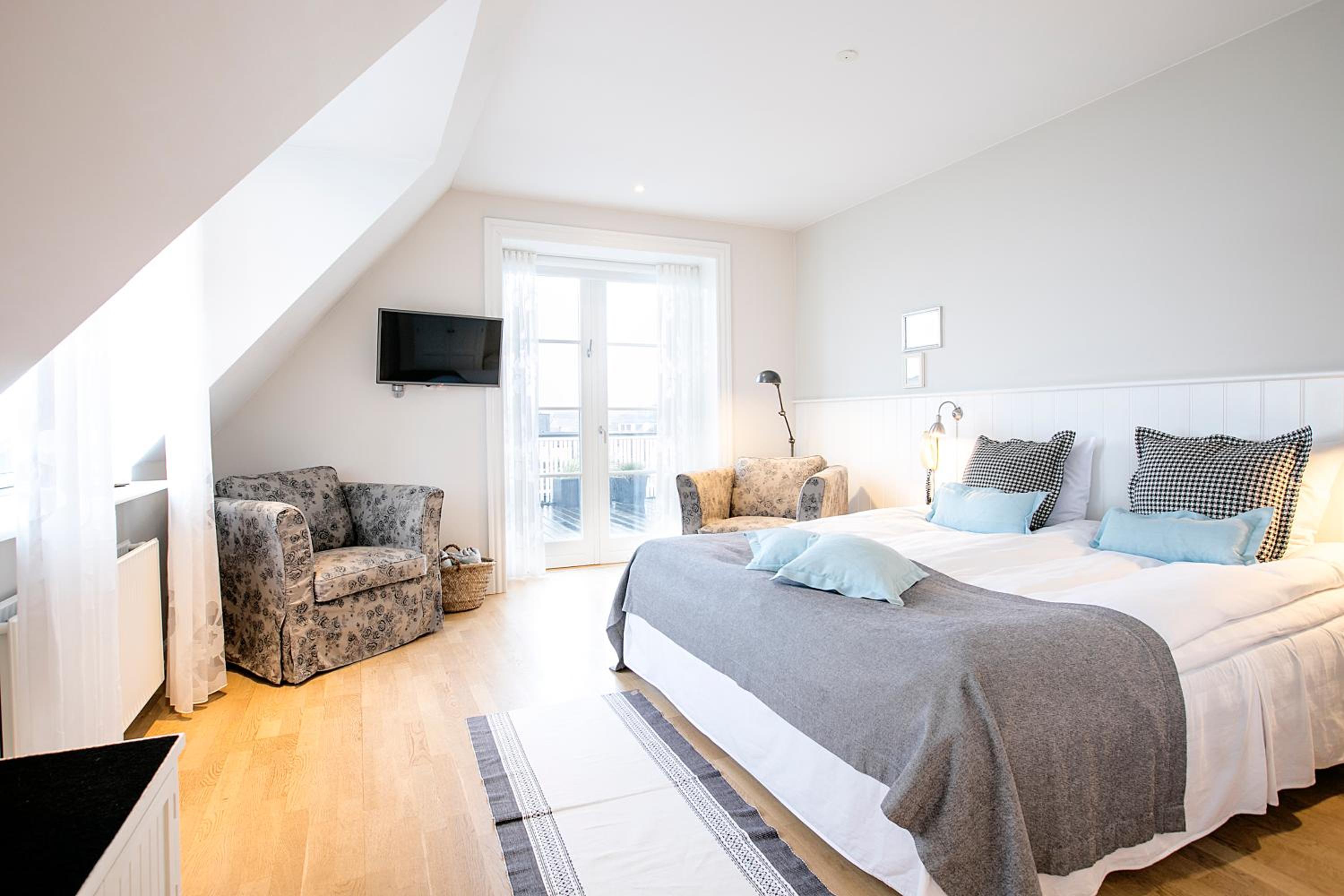 Beach Room with Seaview