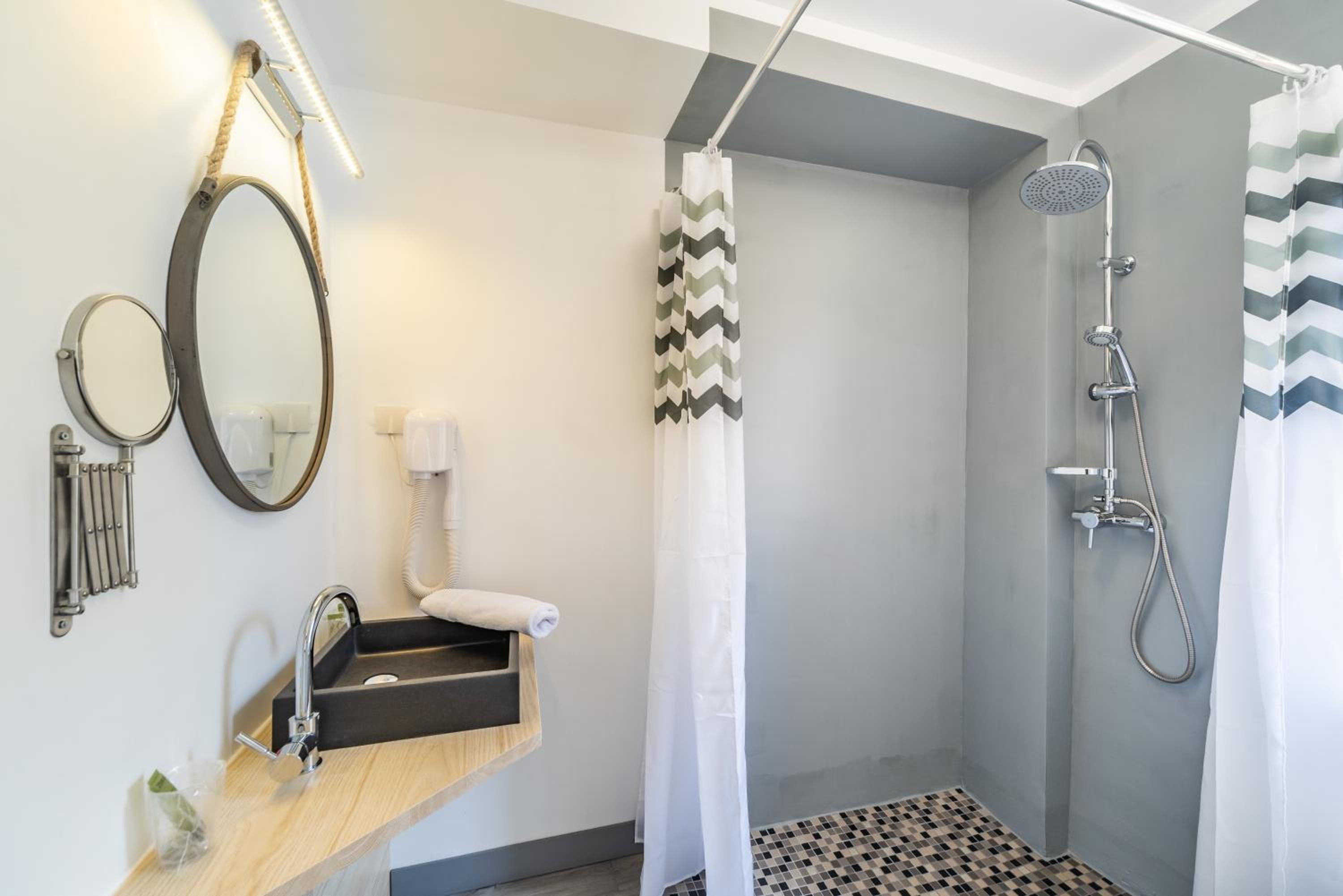 Superior Triple Room 22 m2 with Private Terrace