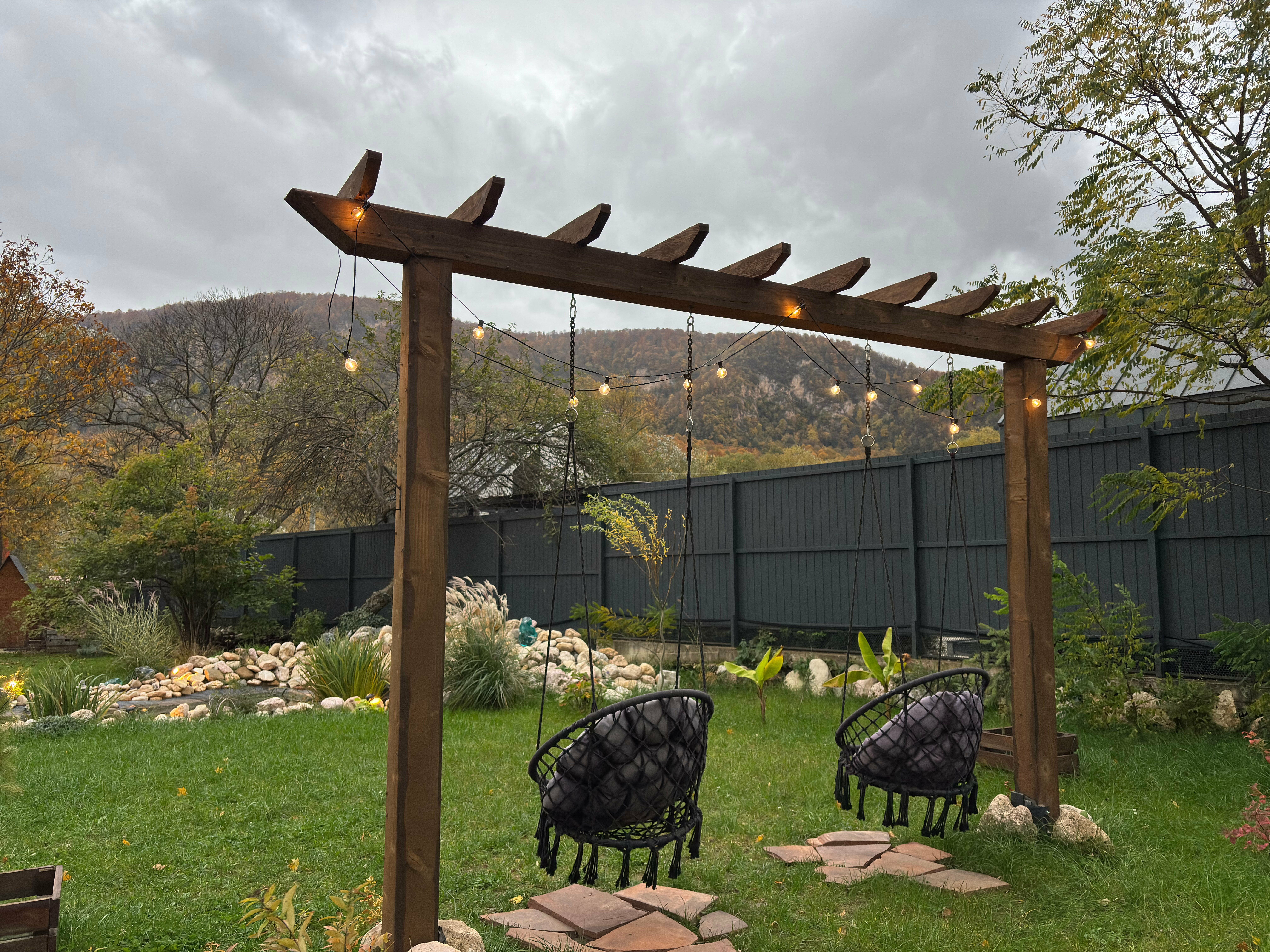 Четырехместный номер с видом на горы