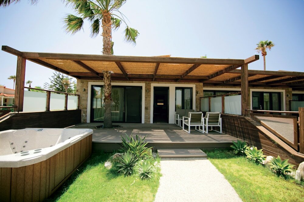 Suite, Sea View, Beachfront