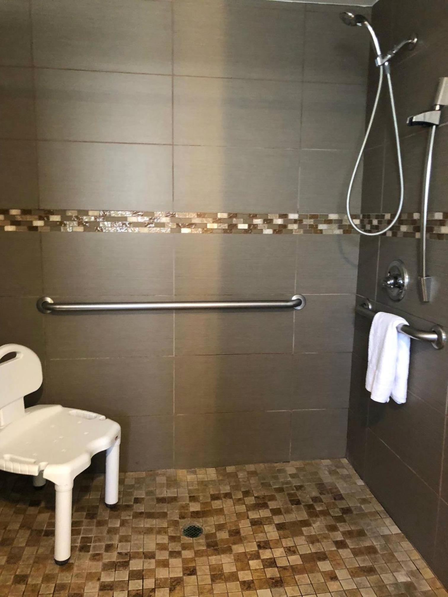 King Room - Disability Access