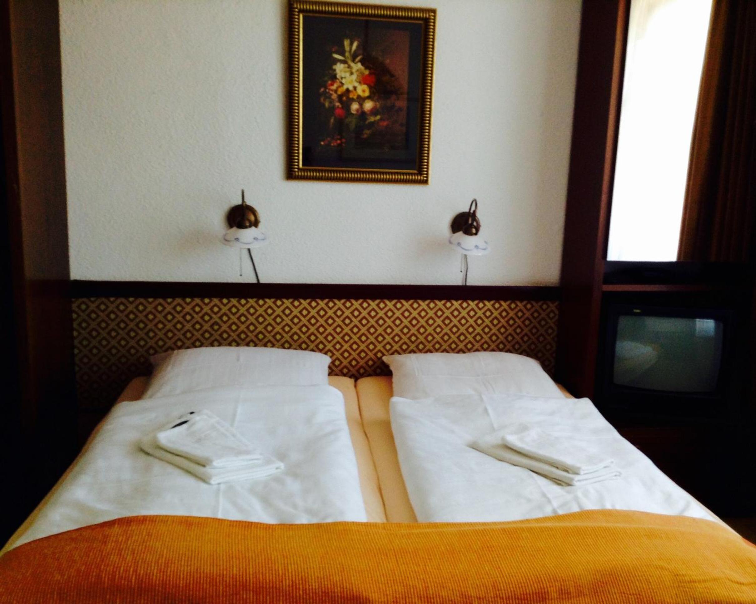 Double Room with Shower