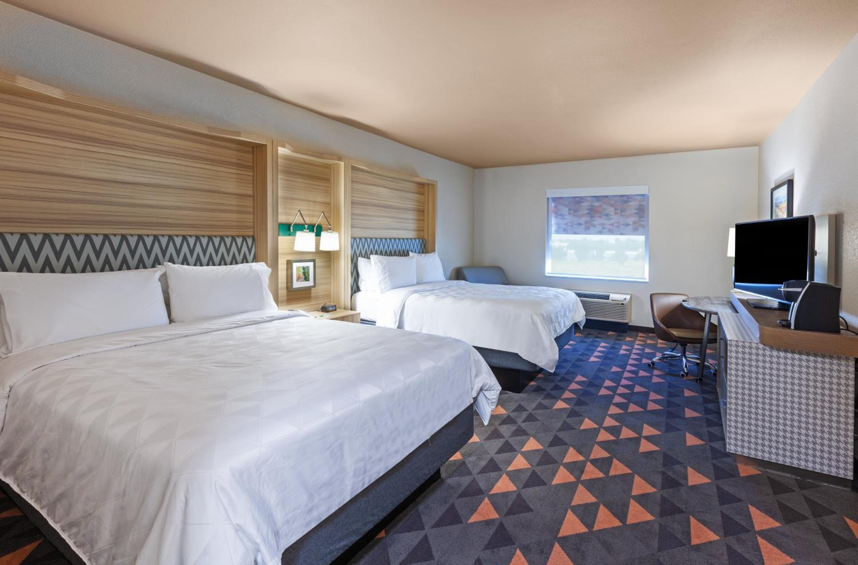 Standard Room with Two Queen Beds