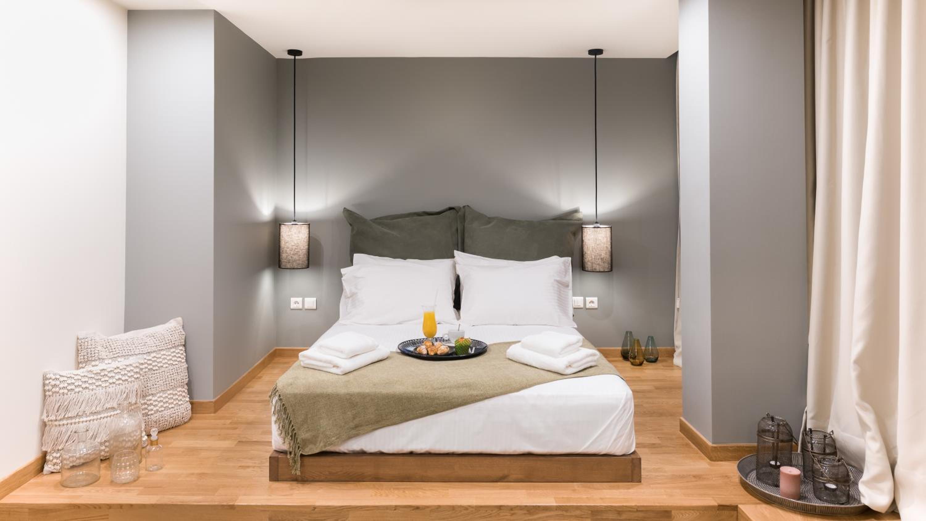 Senior Suite Metropolis View