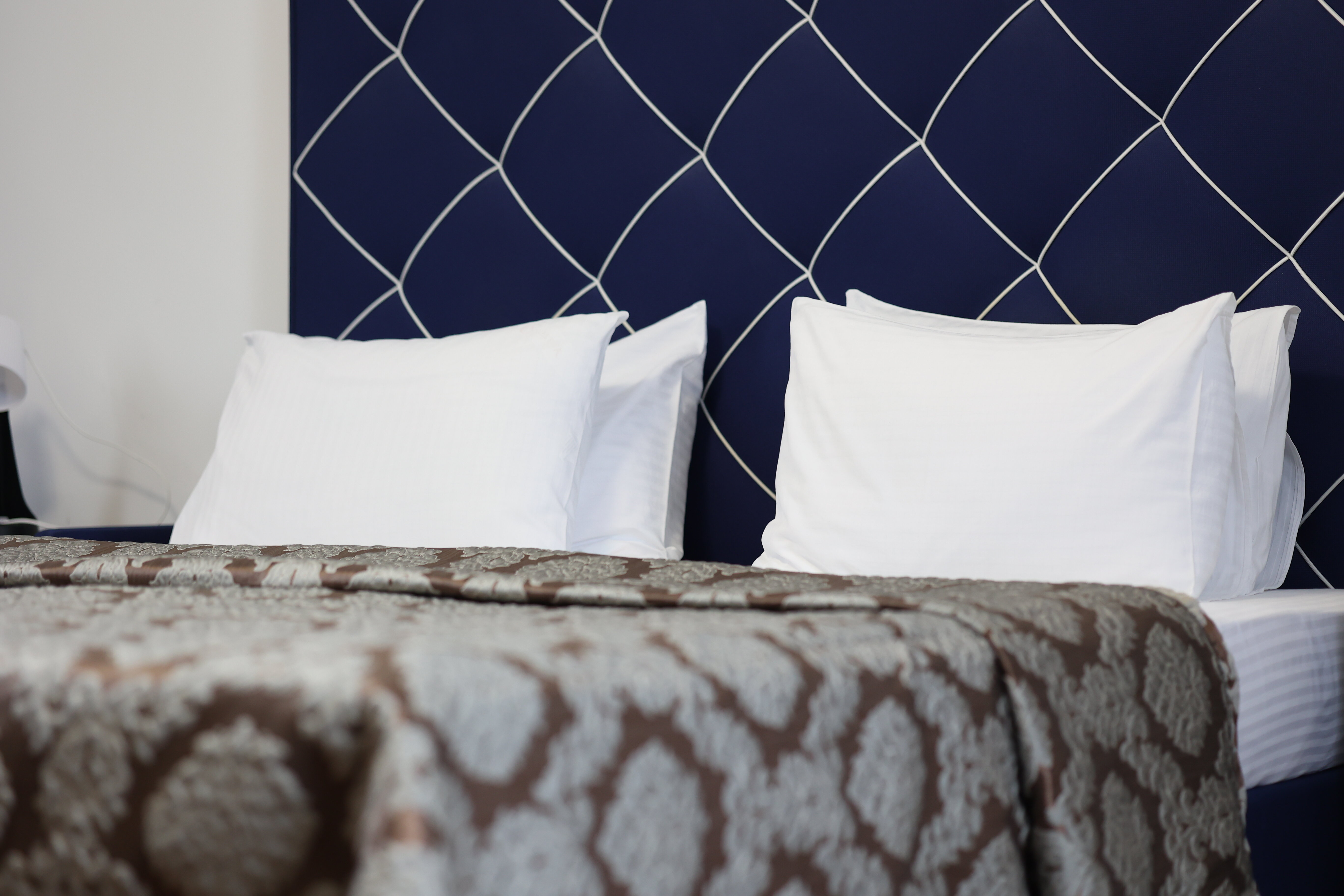 Улучшенный люкс