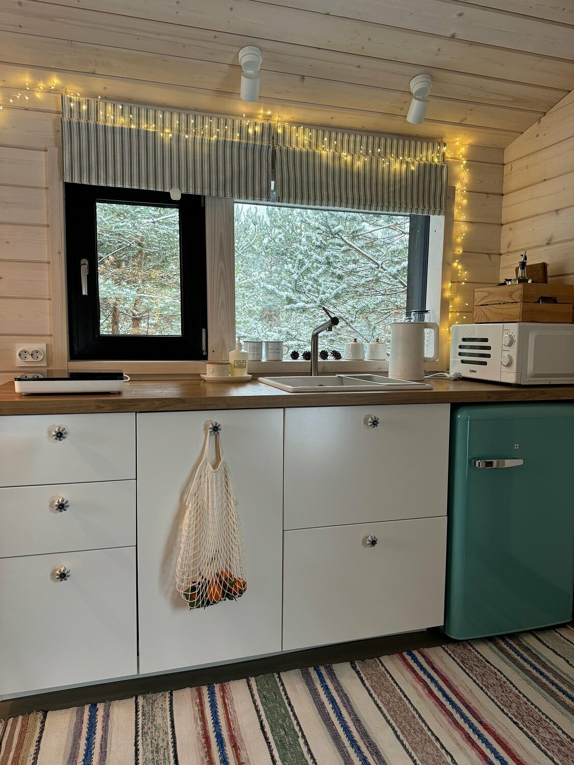 Дом с видом на лес