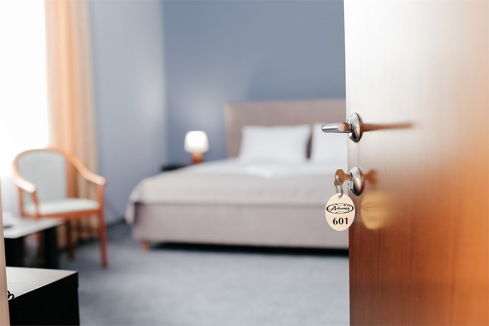 Руф-Стандарт (двухместный номер без балкона )