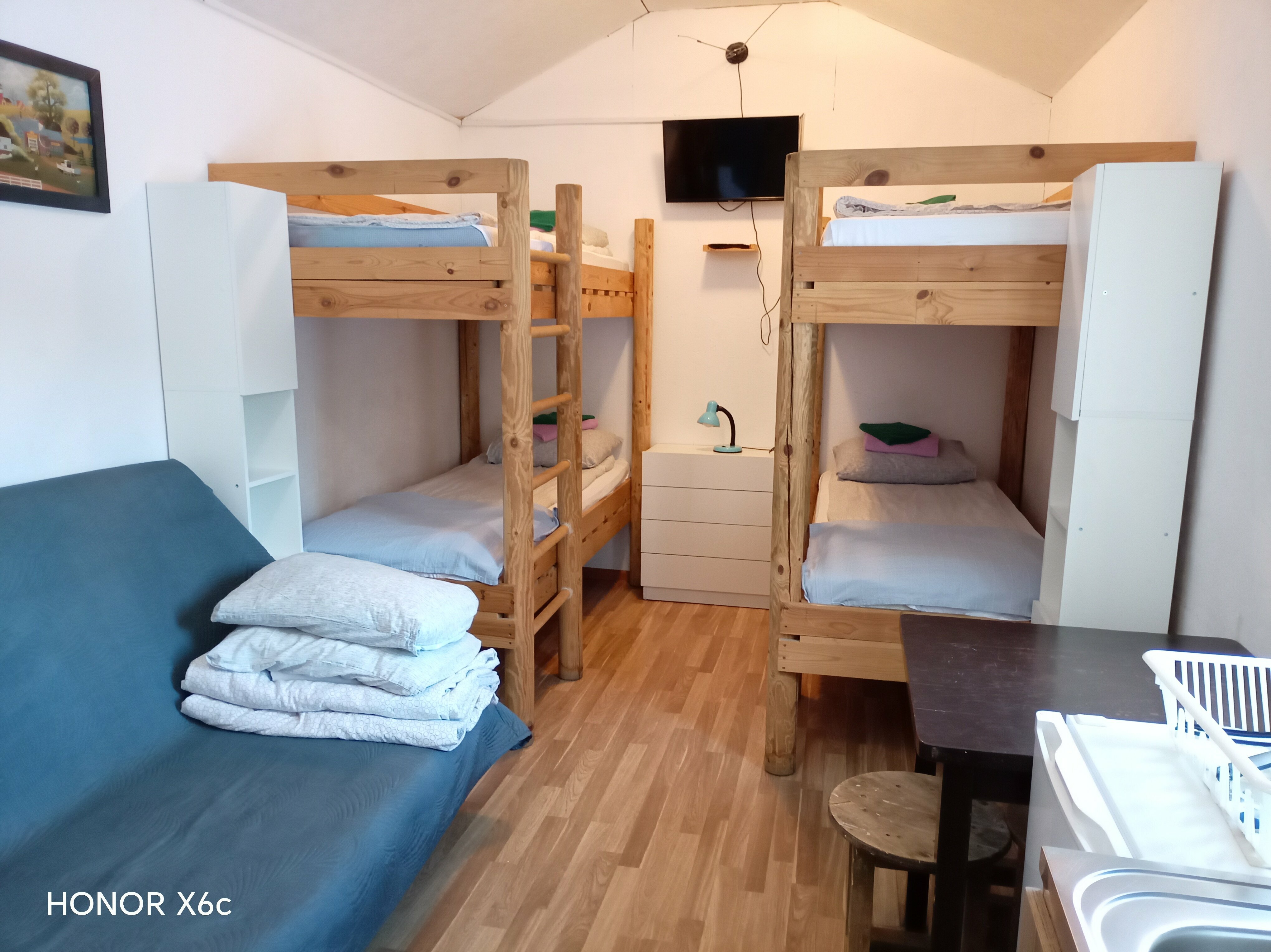 Эконом апарт 6 мест.