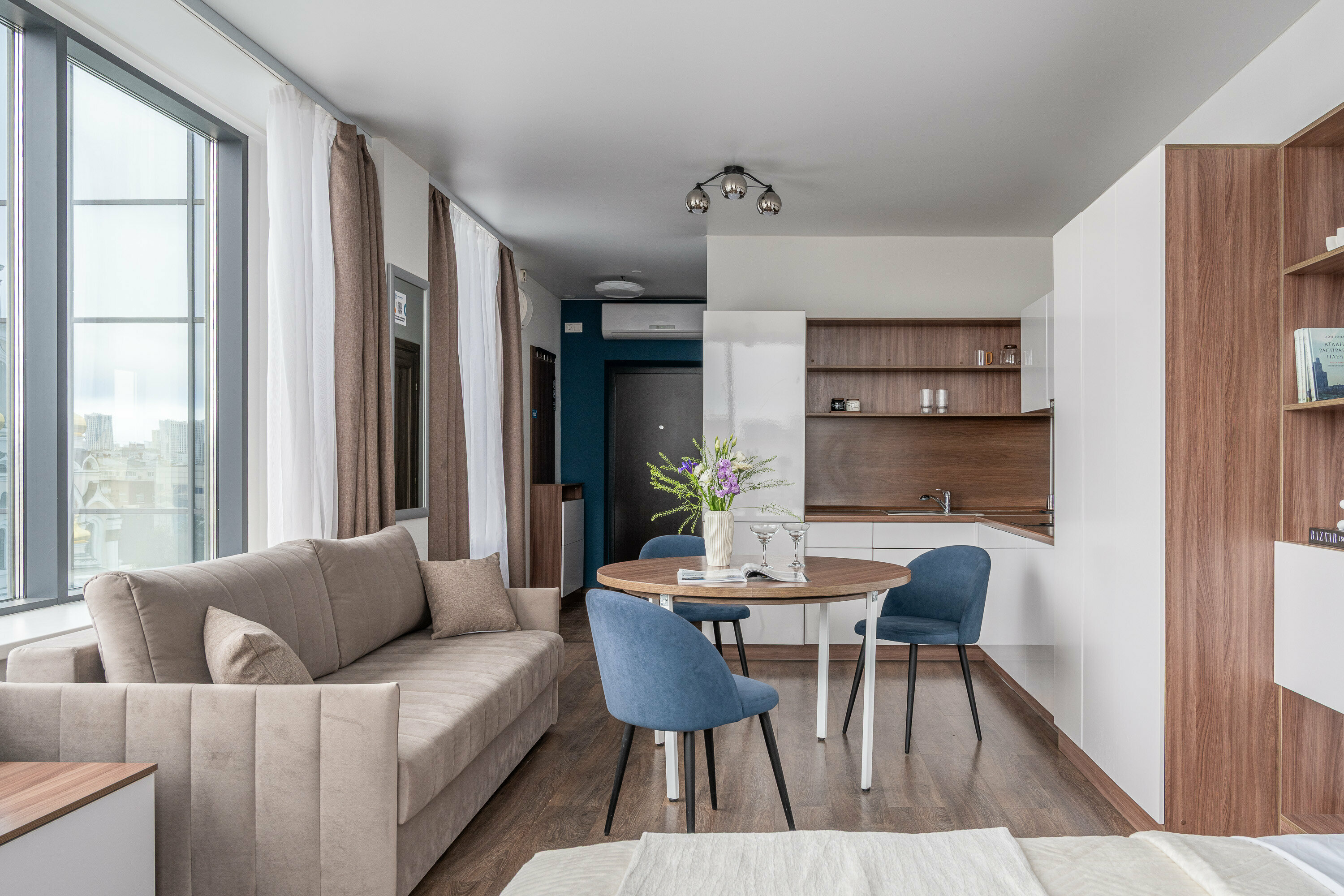 7. Номер с видом на центр города (17)