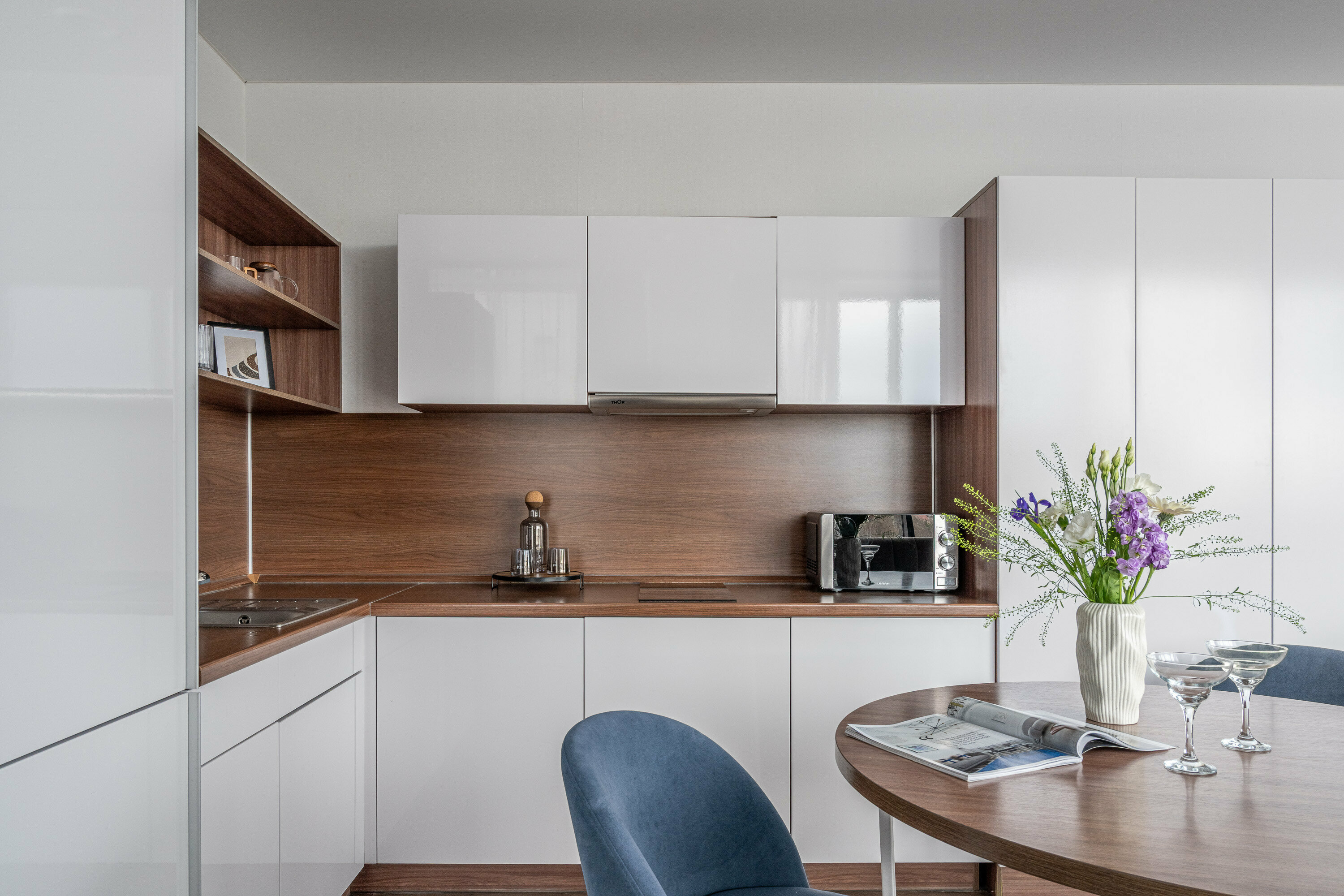 7. Номер с видом на центр города (17)