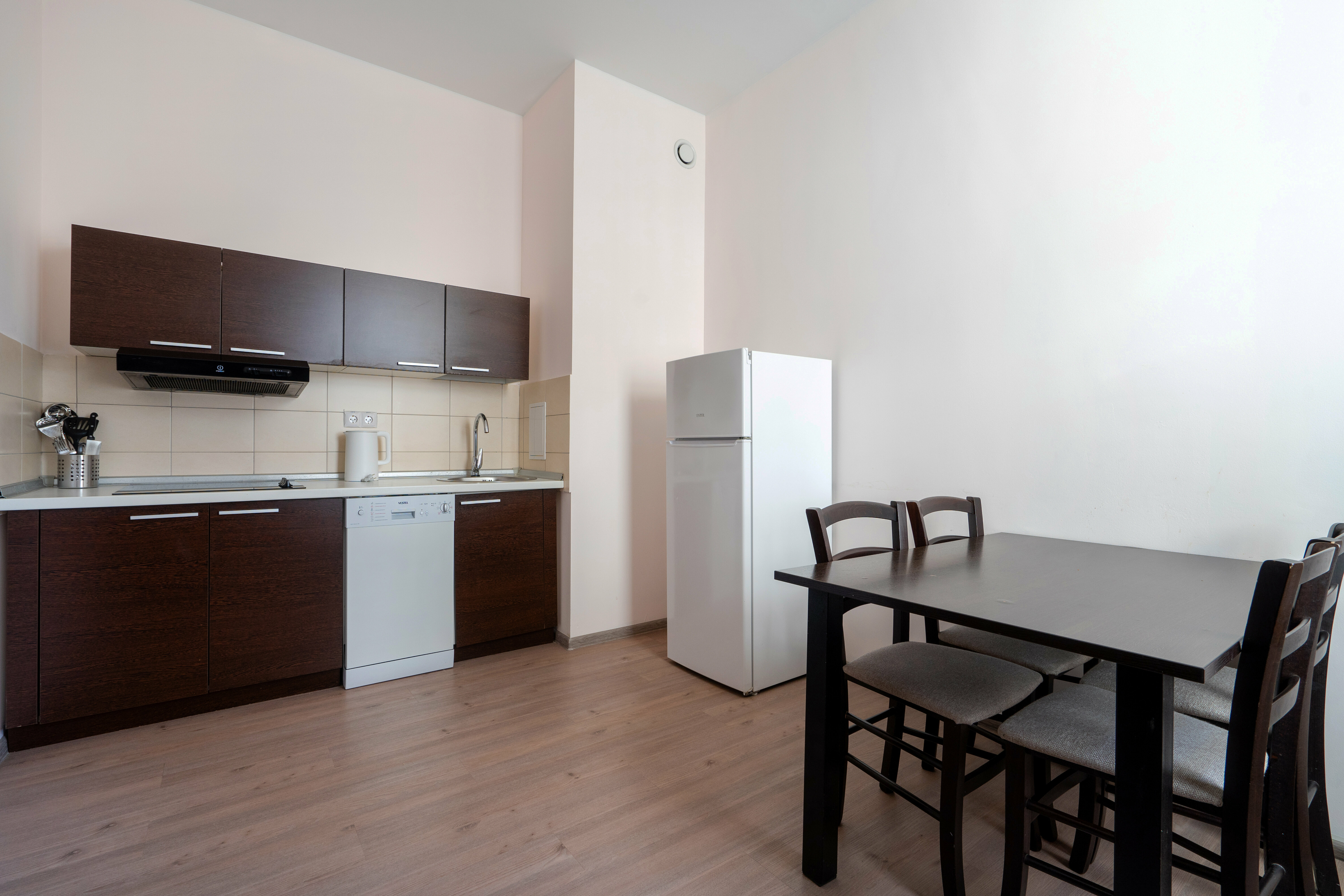 3-комнатные апартаменты с отдельной кухней