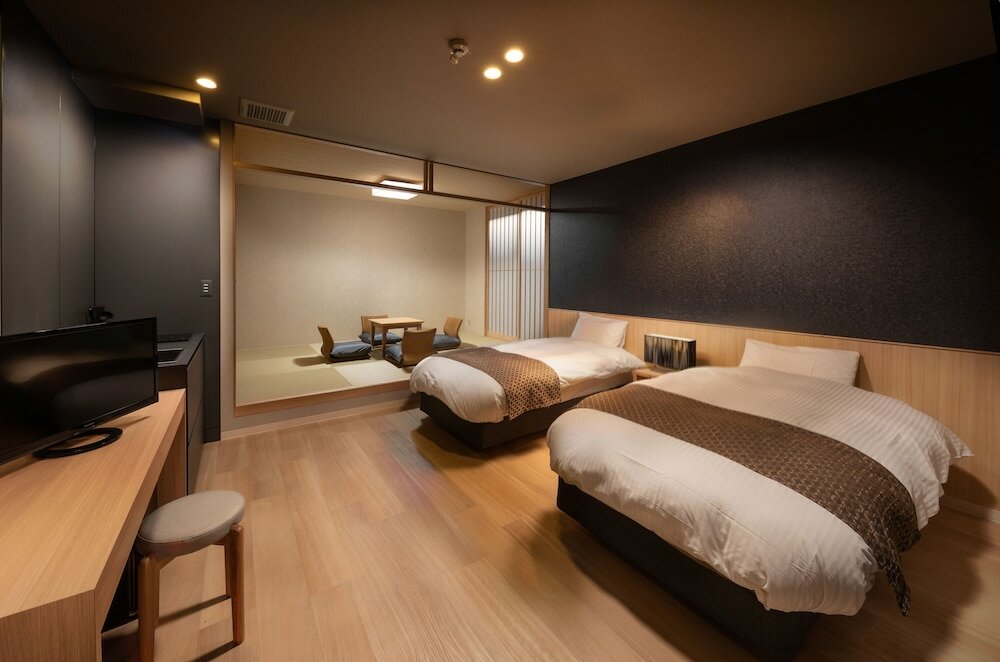 Japanese Western Style Room with Kitchenette