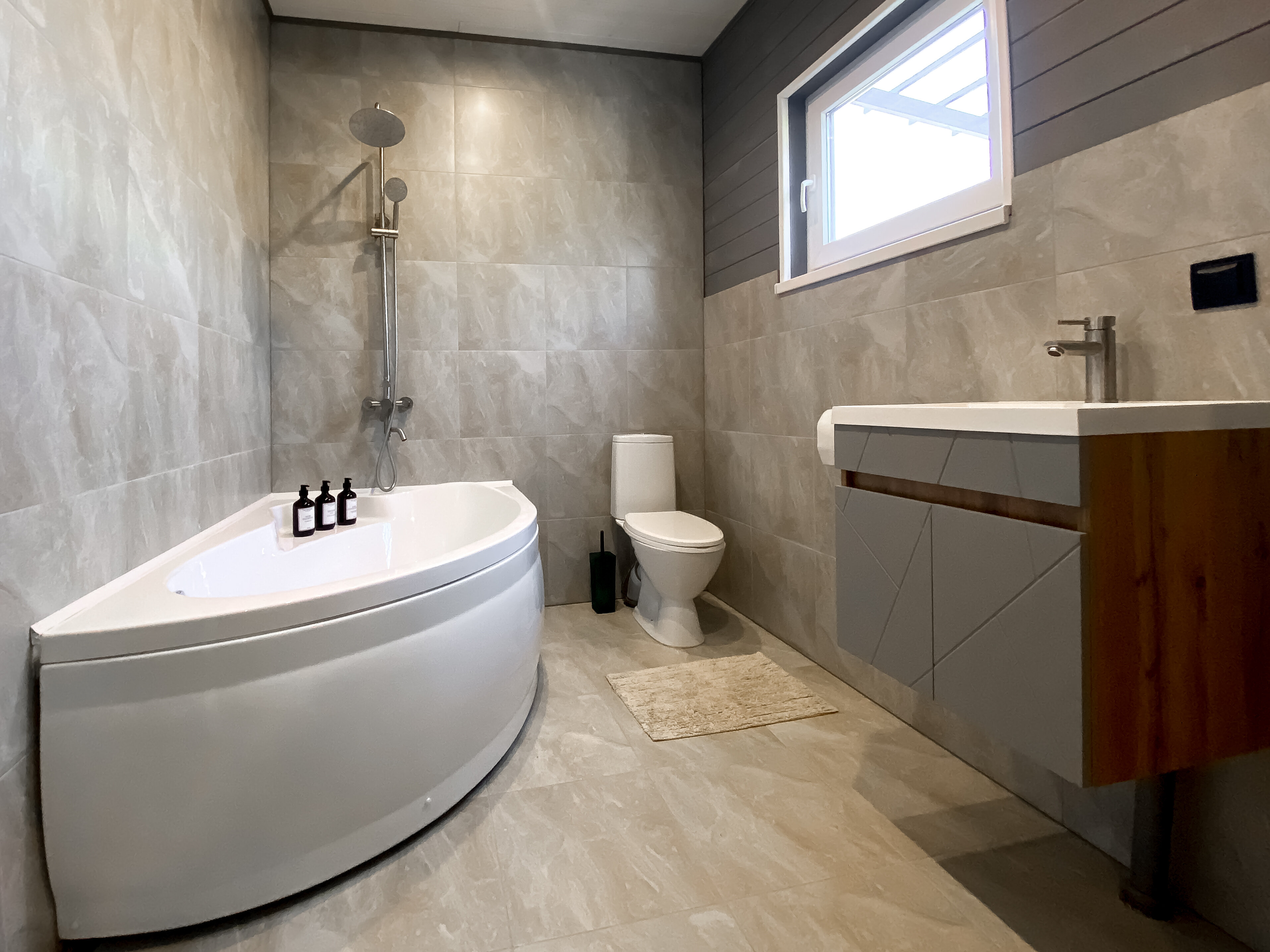 Дом с видом на горы