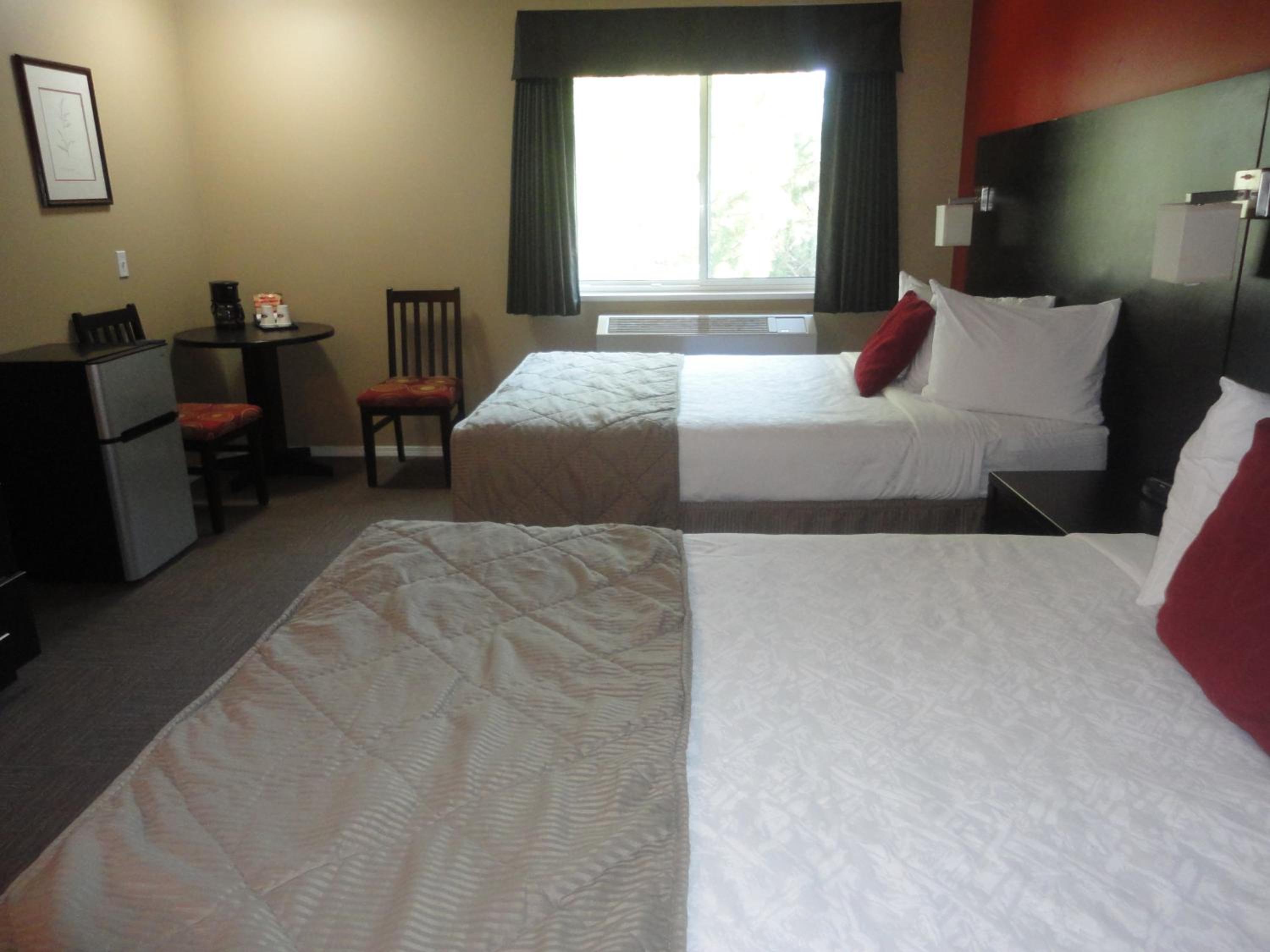 Queen Room with Two Queen Beds - Non-Smoking