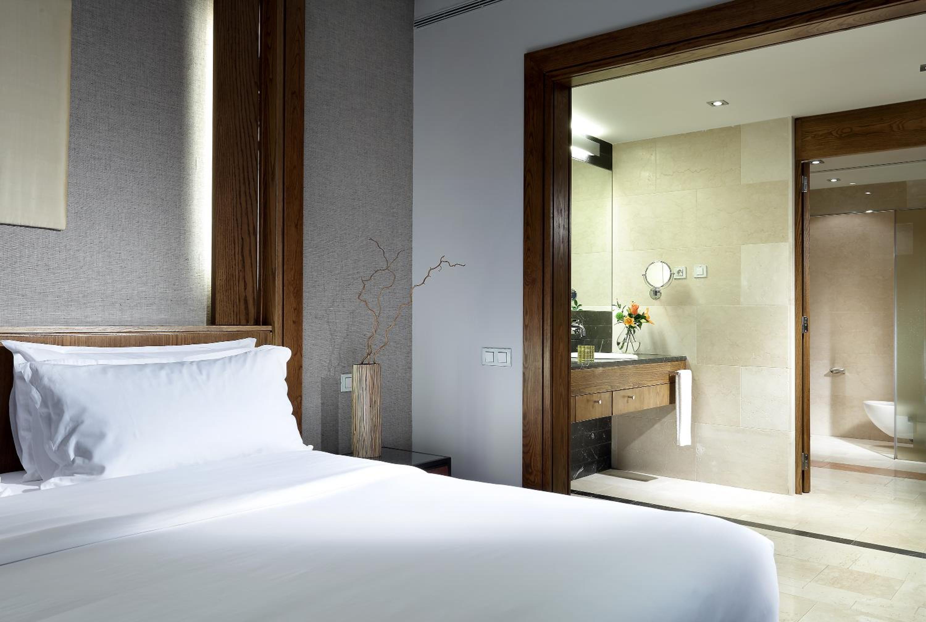Deluxe Double Suite