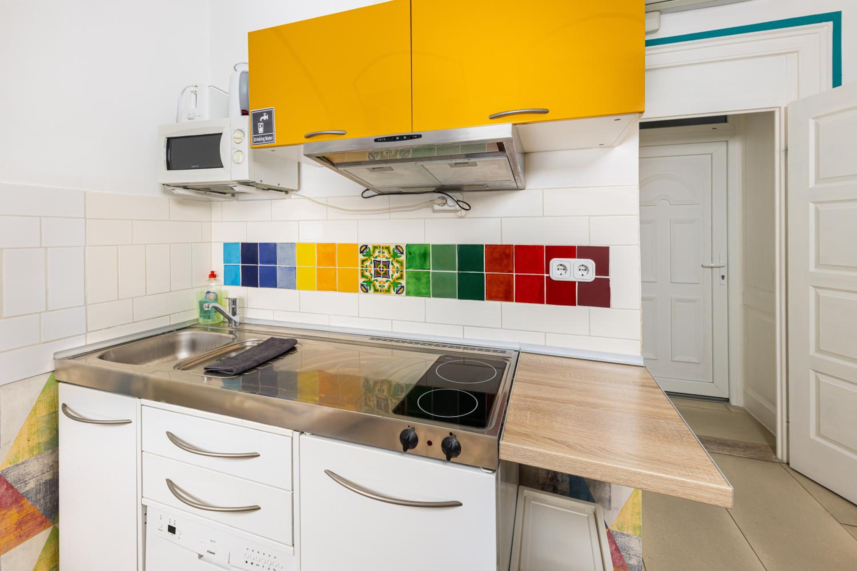 Large Studio - Ground Floor