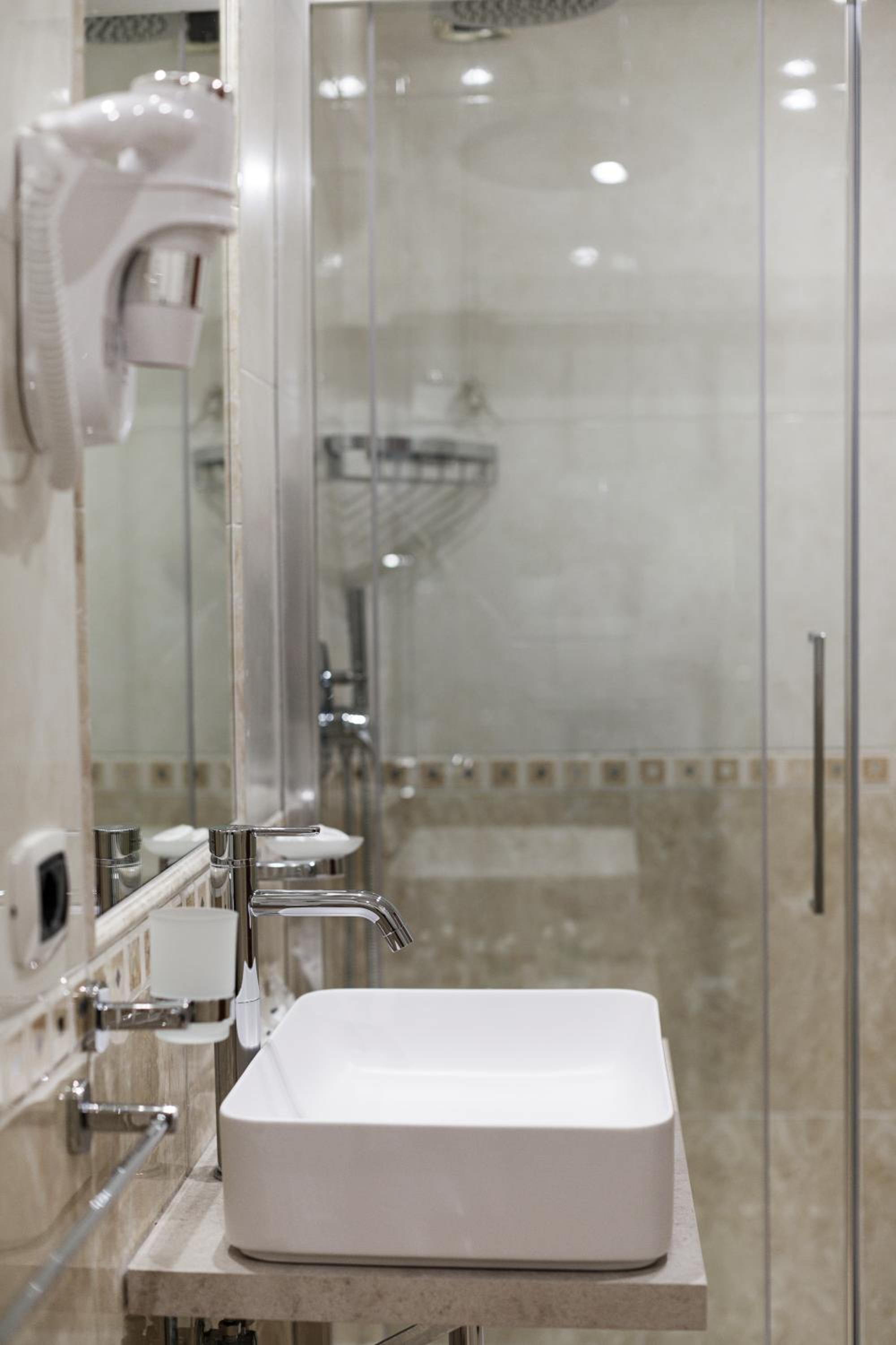 Suite with City View